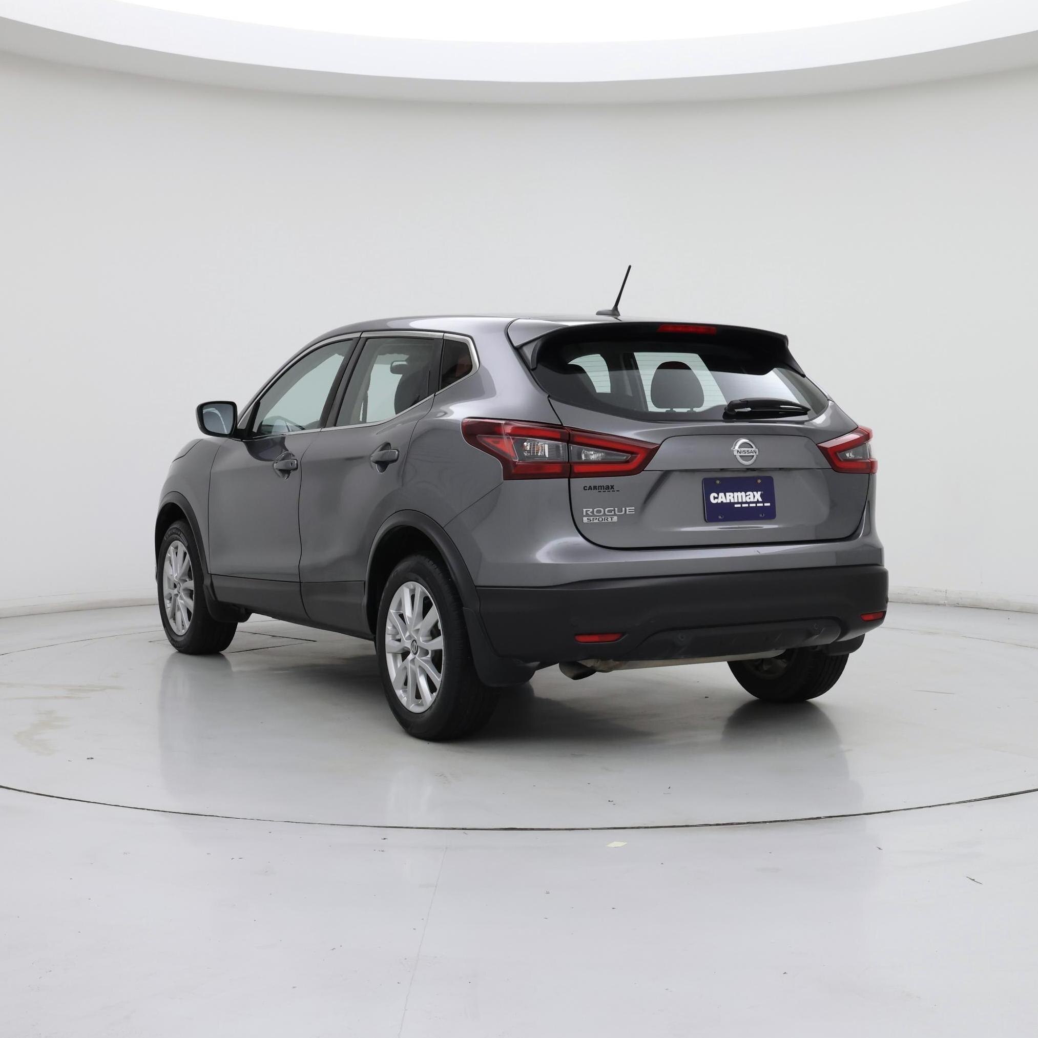 Thumbnail: 2021 Nissan Rogue Sport - 2