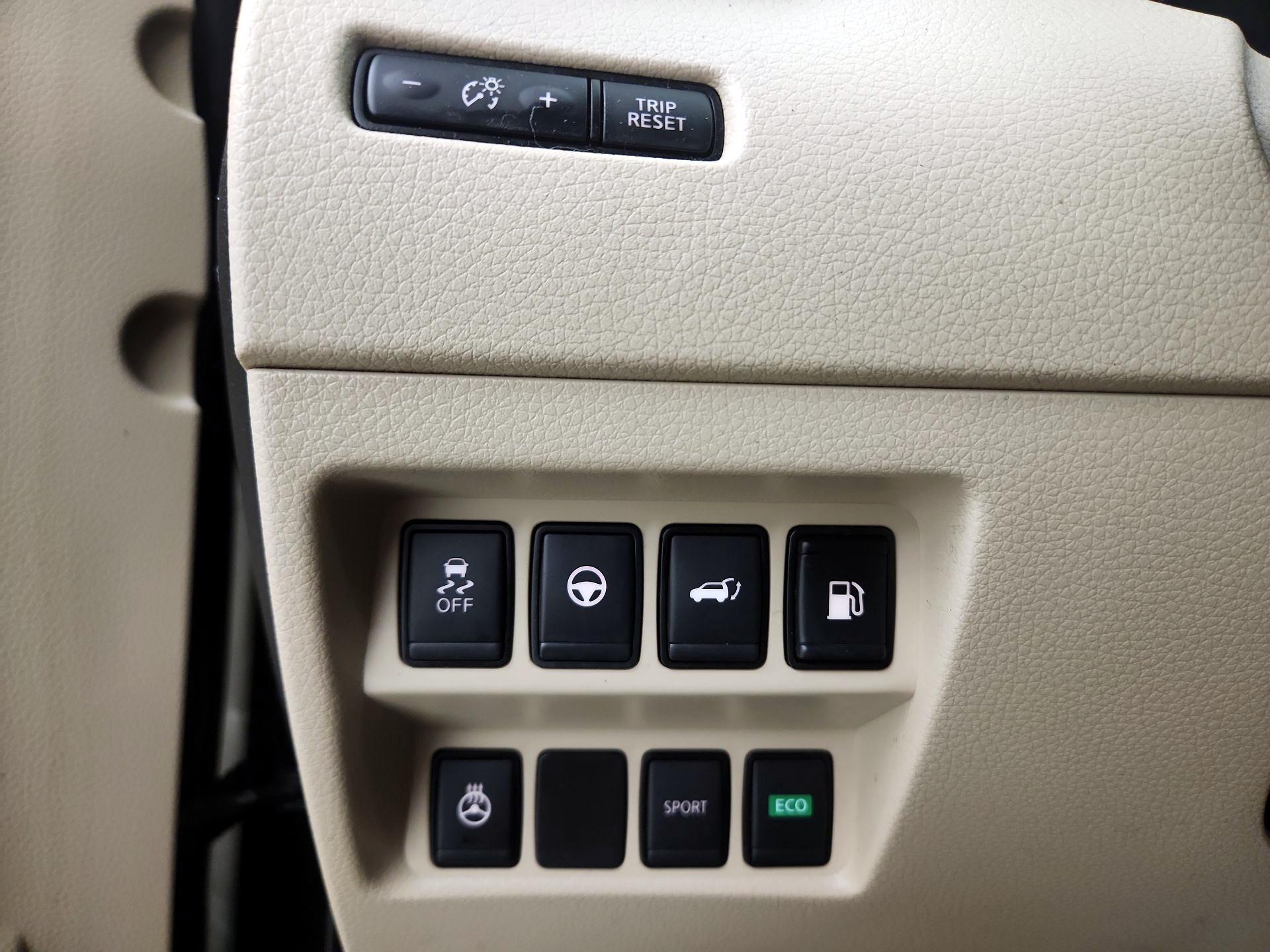Thumbnail: 2019 Nissan Rogue - 13