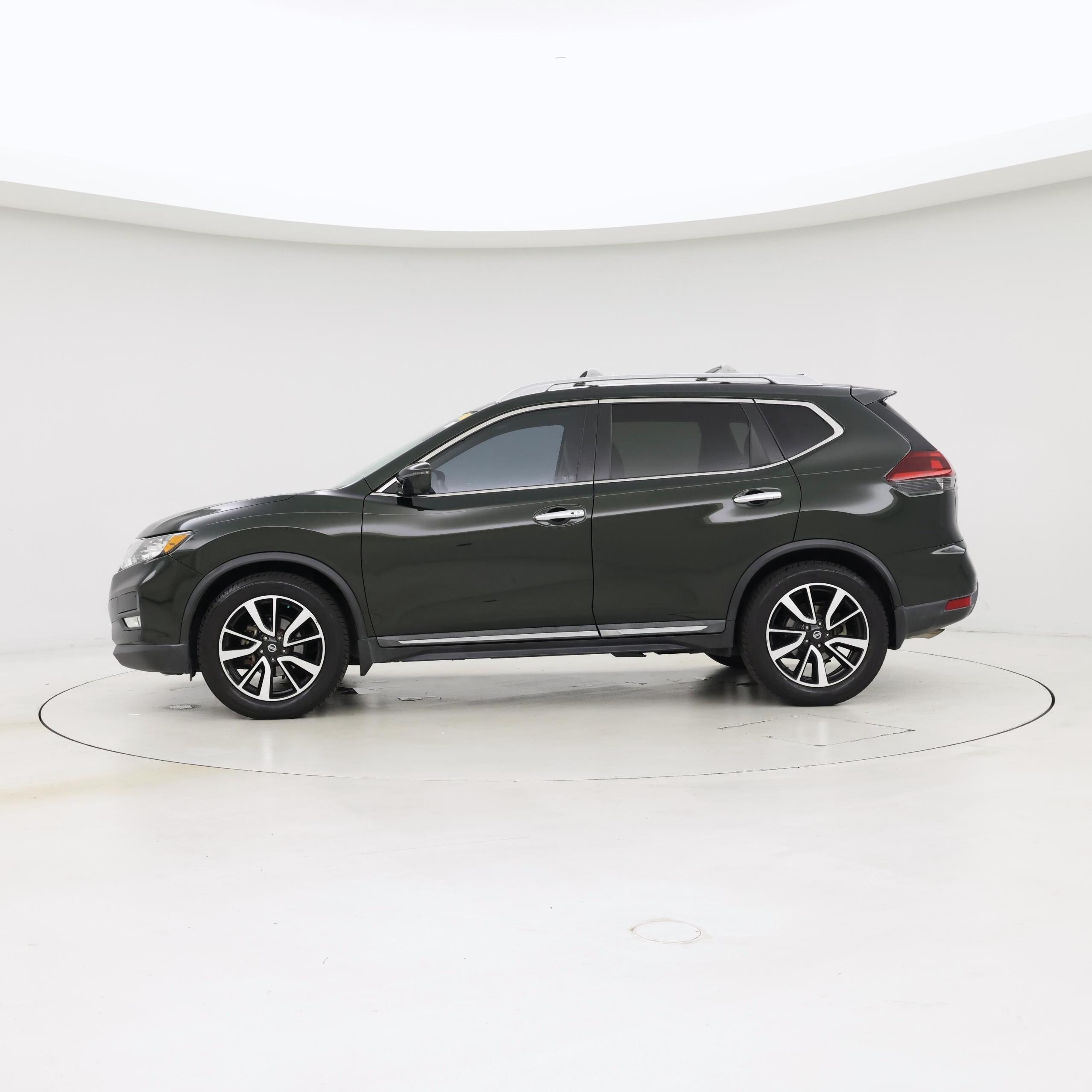 Thumbnail: 2019 Nissan Rogue - 3