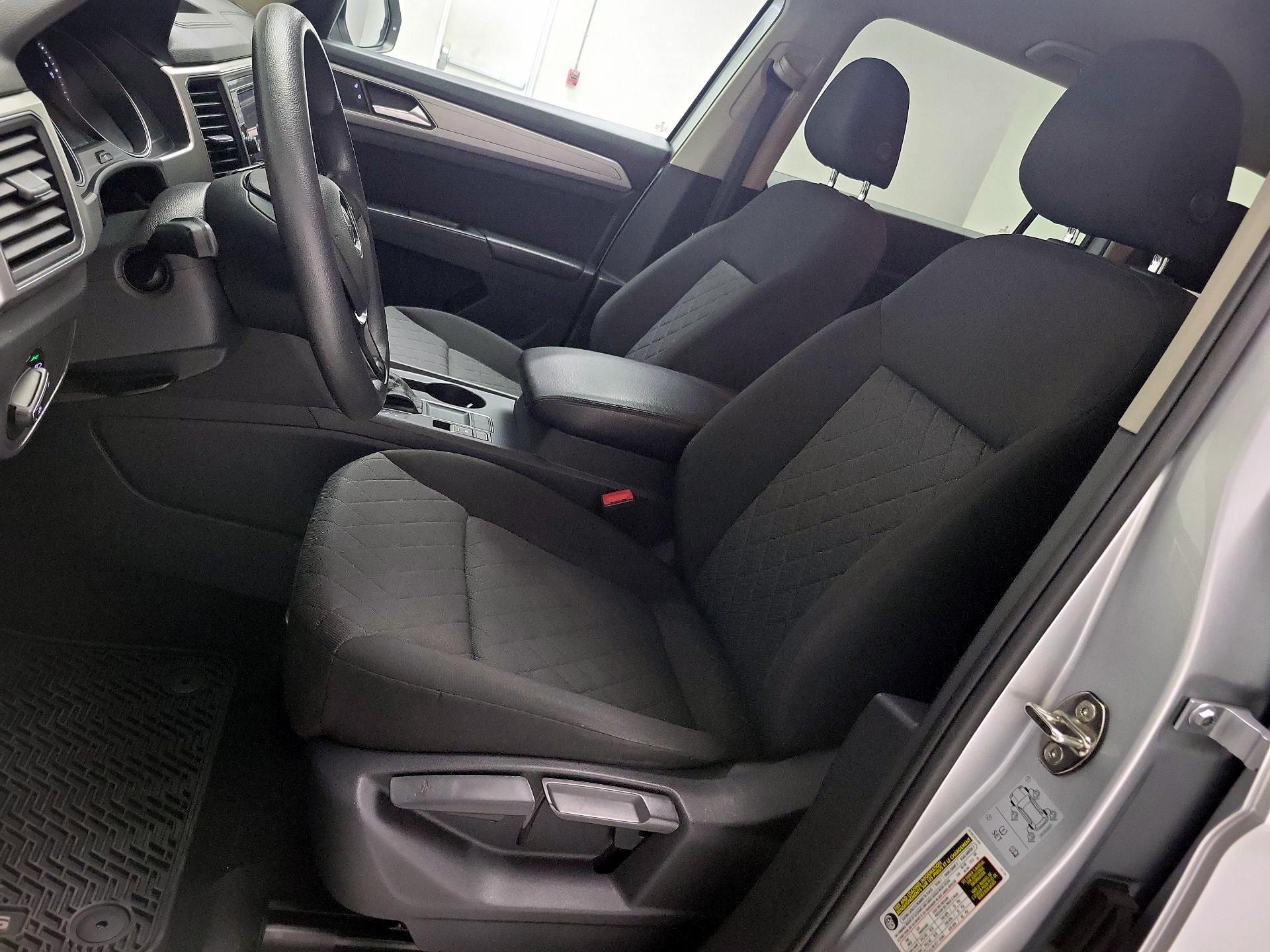 Thumbnail: 2018 Volkswagen Atlas - 11