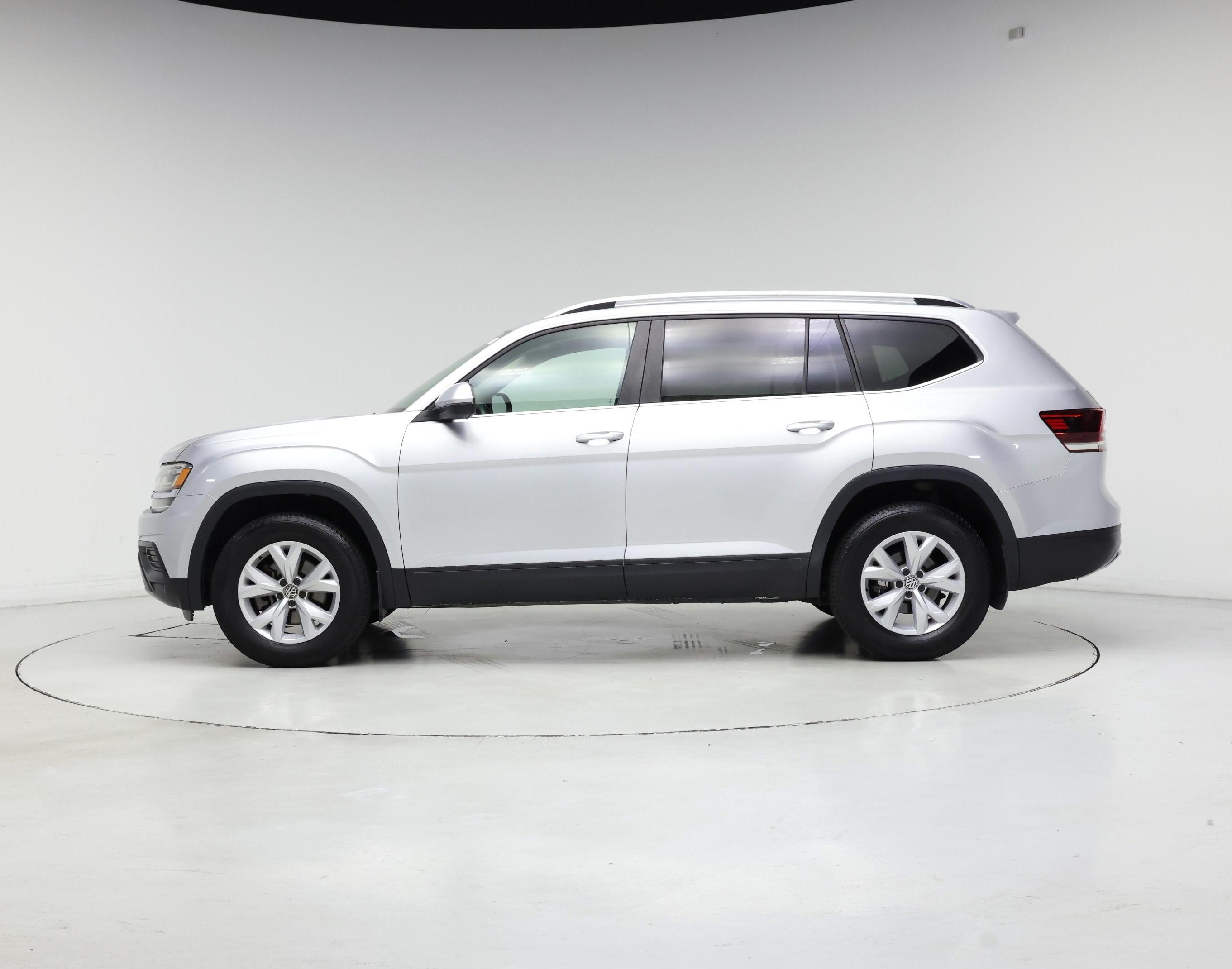 Thumbnail: 2018 Volkswagen Atlas - 3