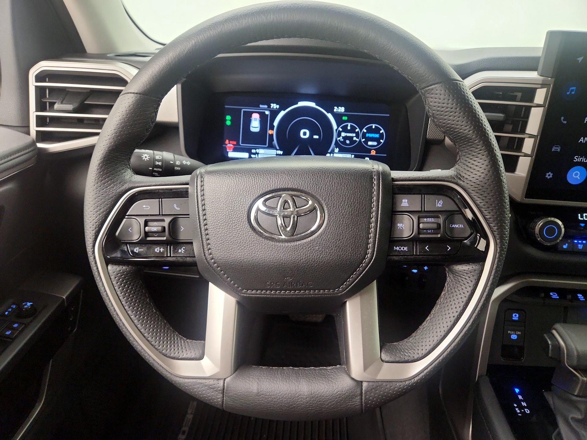 Thumbnail: 2023 Toyota Sequoia - 10