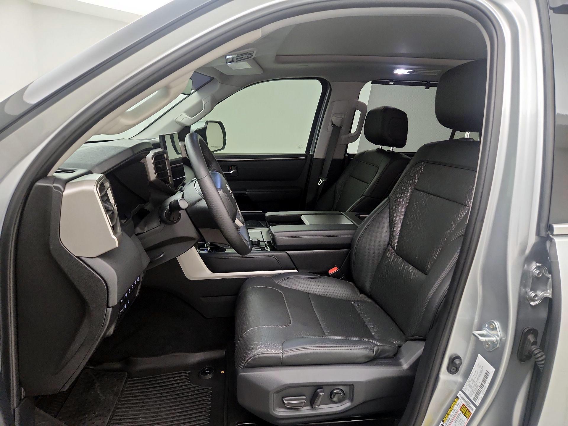 Thumbnail: 2023 Toyota Sequoia - 11