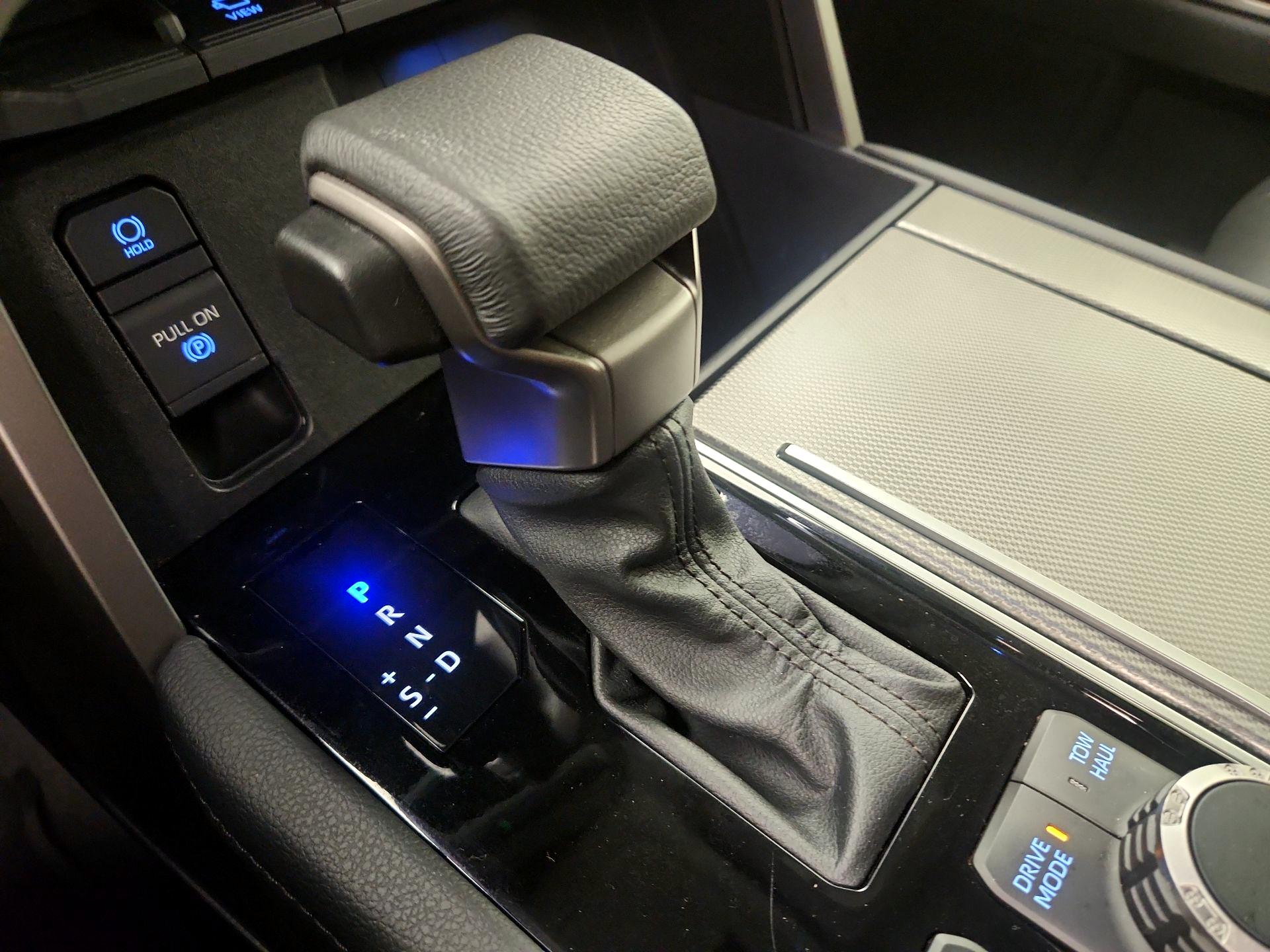 Thumbnail: 2023 Toyota Sequoia - 17