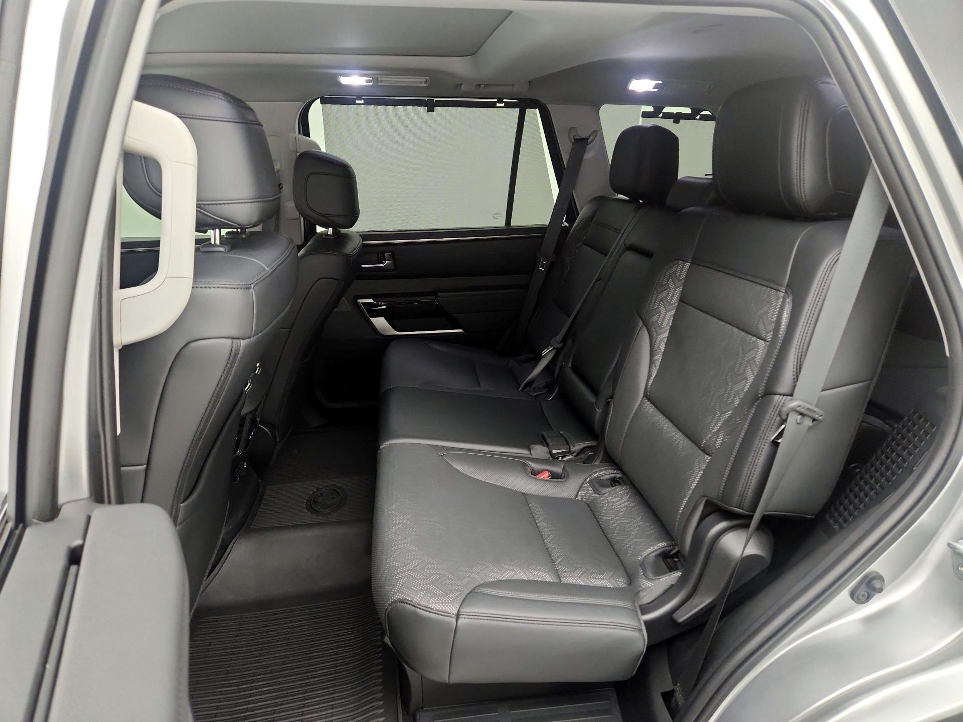 Thumbnail: 2023 Toyota Sequoia - 18
