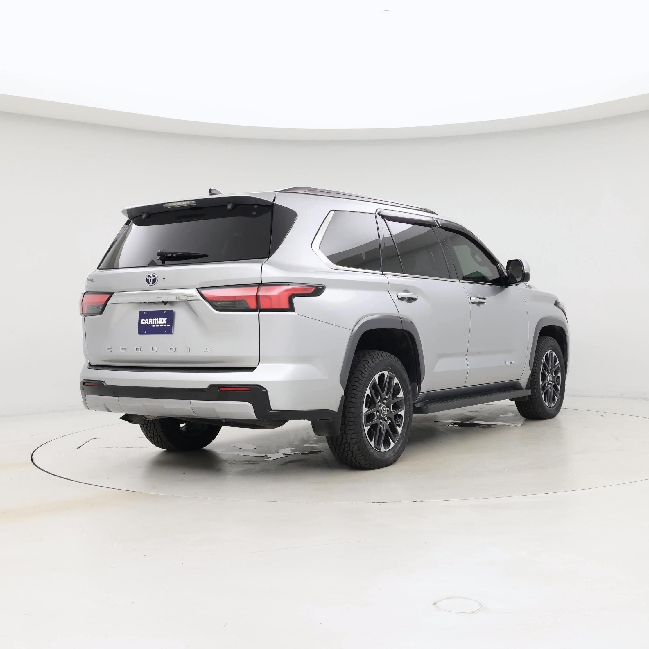 Thumbnail: 2023 Toyota Sequoia - 8