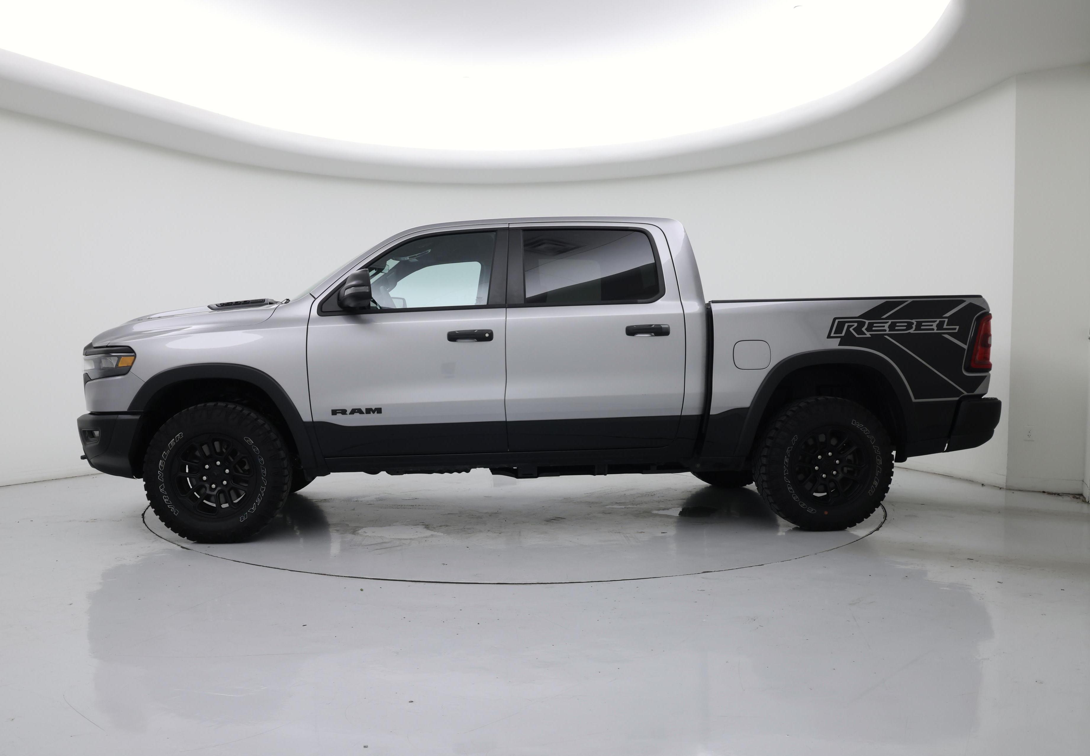 Thumbnail: 2025 RAM 1500 - 3