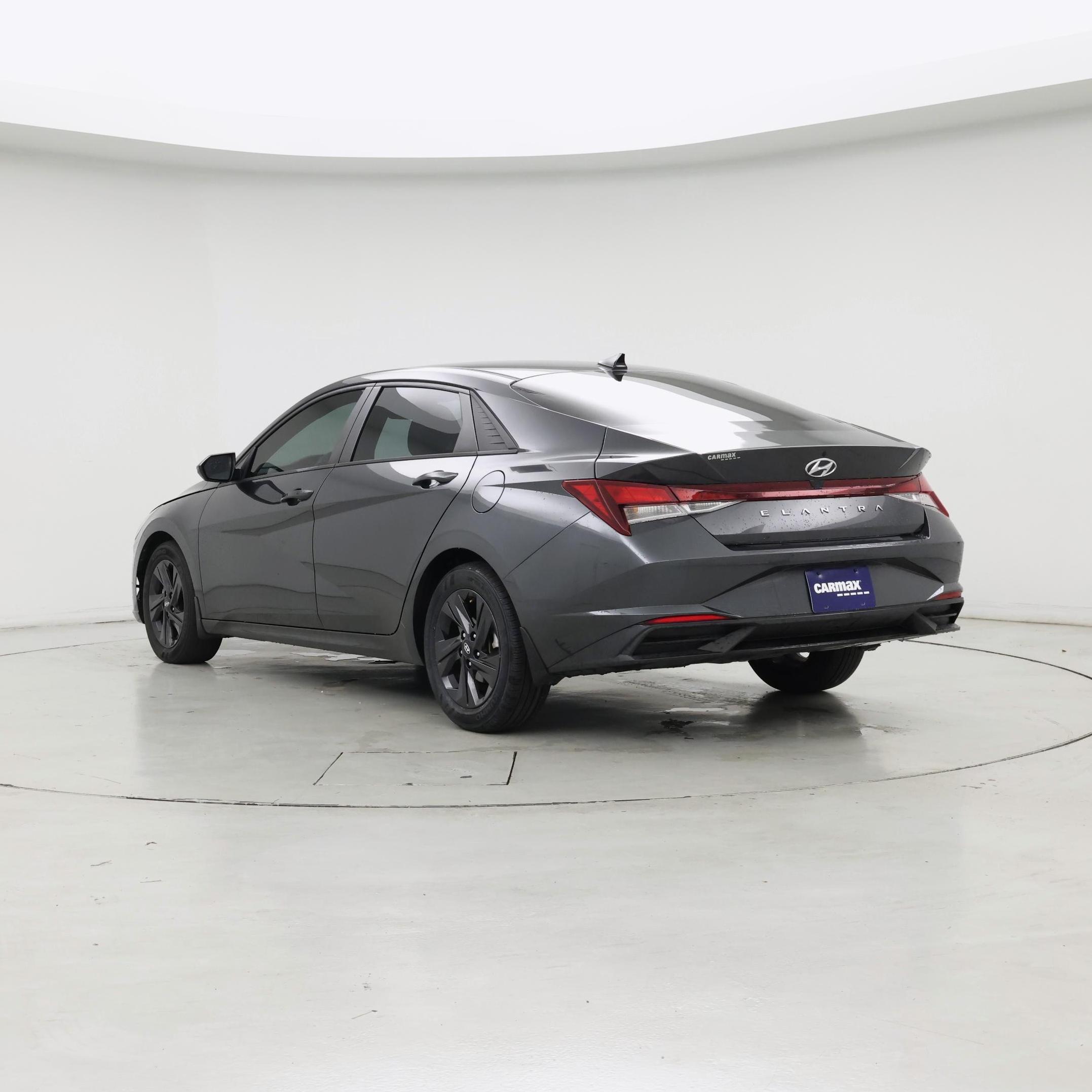 Thumbnail: 2023 Hyundai Elantra - 2