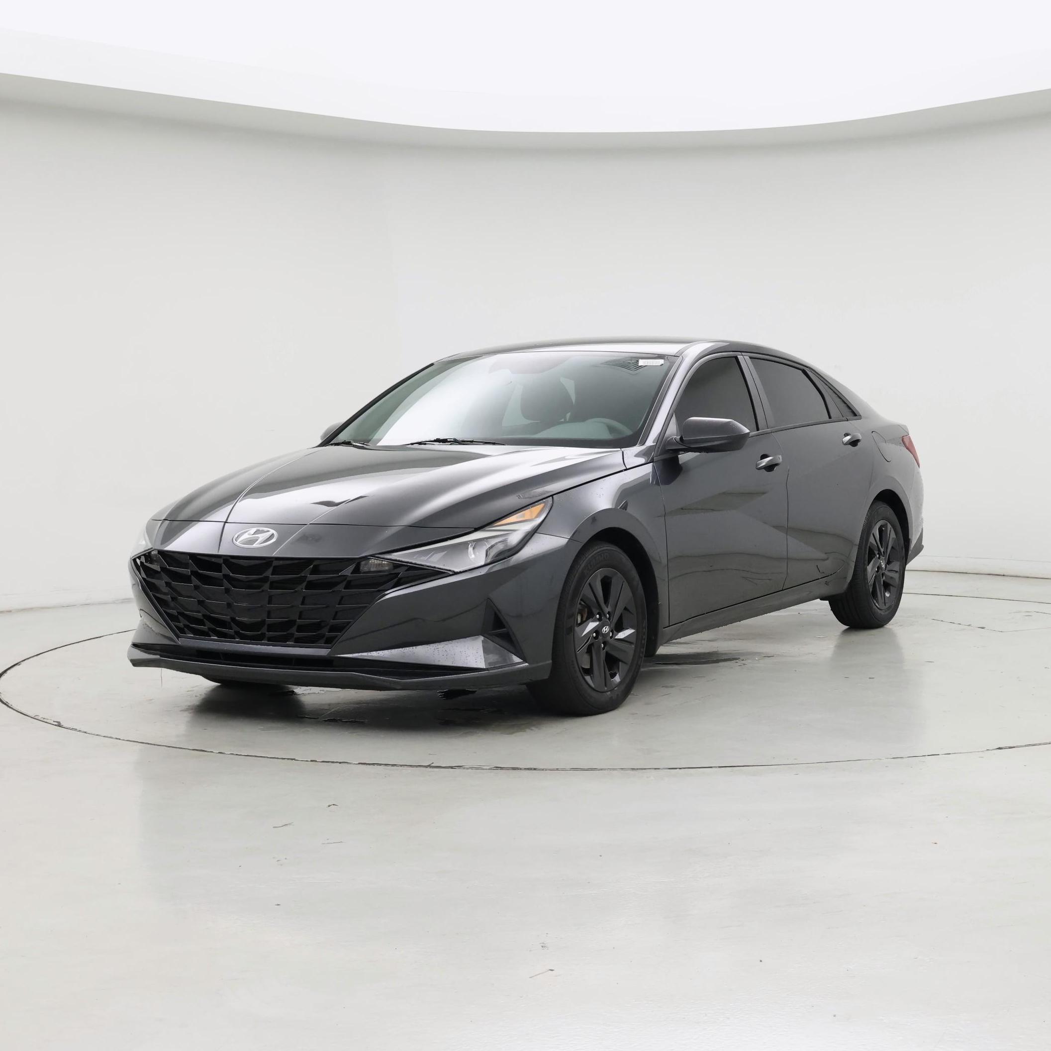 Thumbnail: 2023 Hyundai Elantra - 4