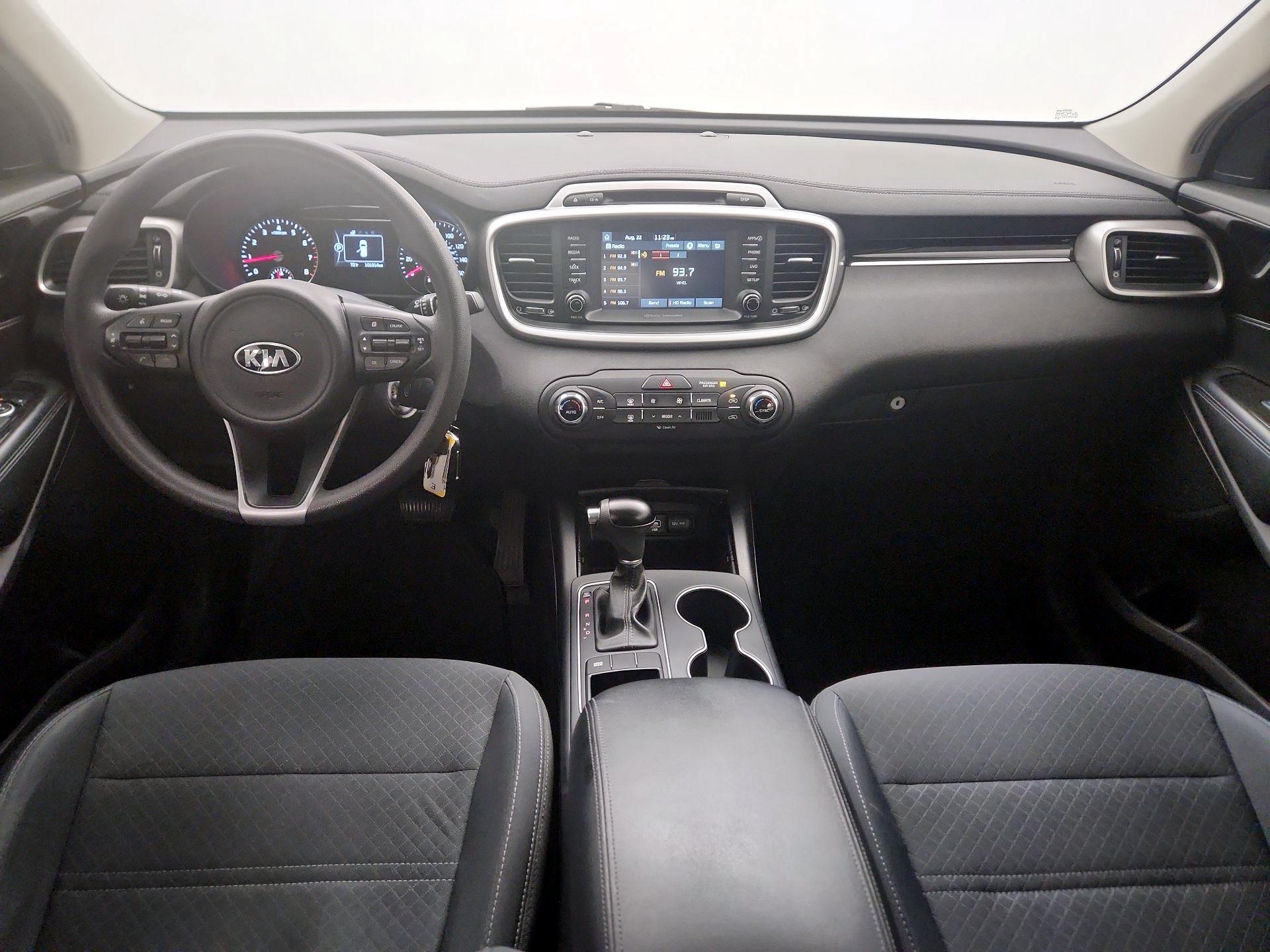Thumbnail: 2018 Kia Sorento - 9