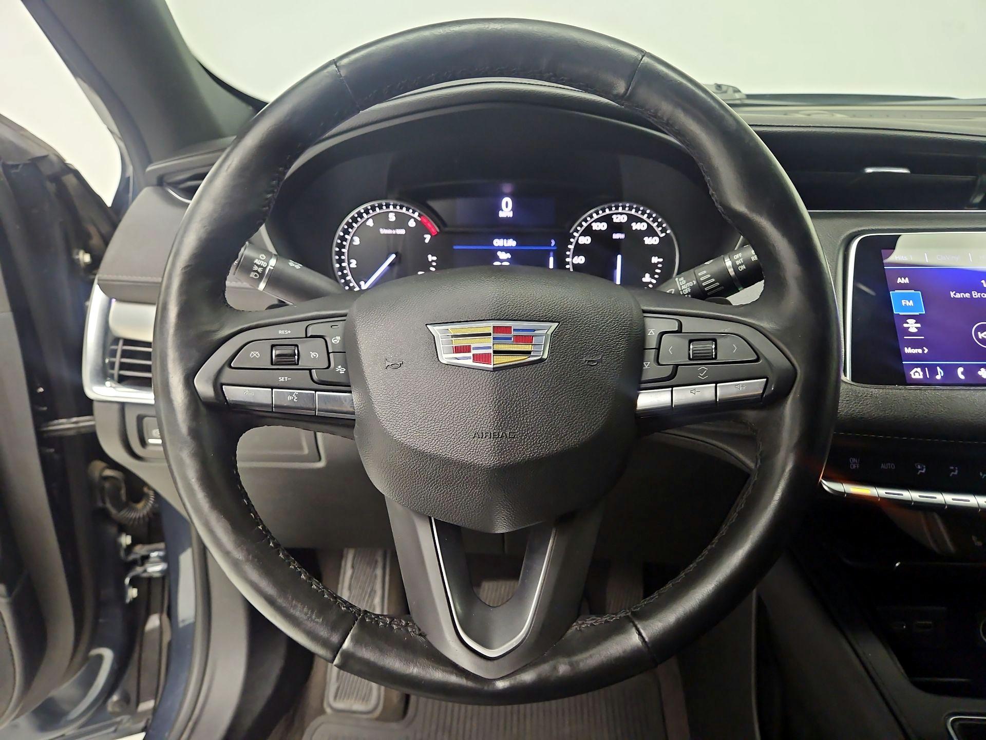Thumbnail: 2020 Cadillac XT4 - 10