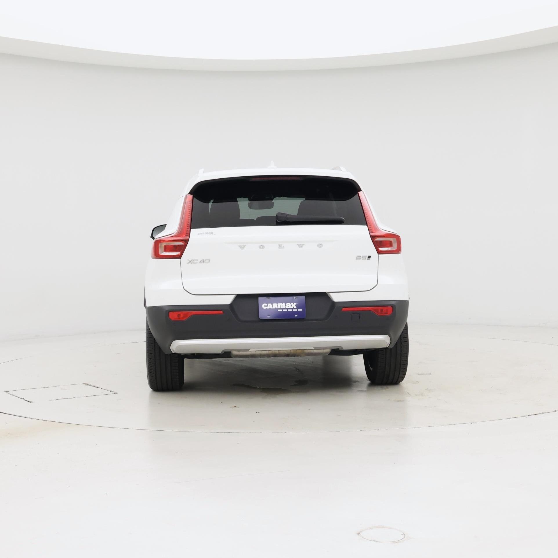Thumbnail: 2025 Volvo XC40 - 6