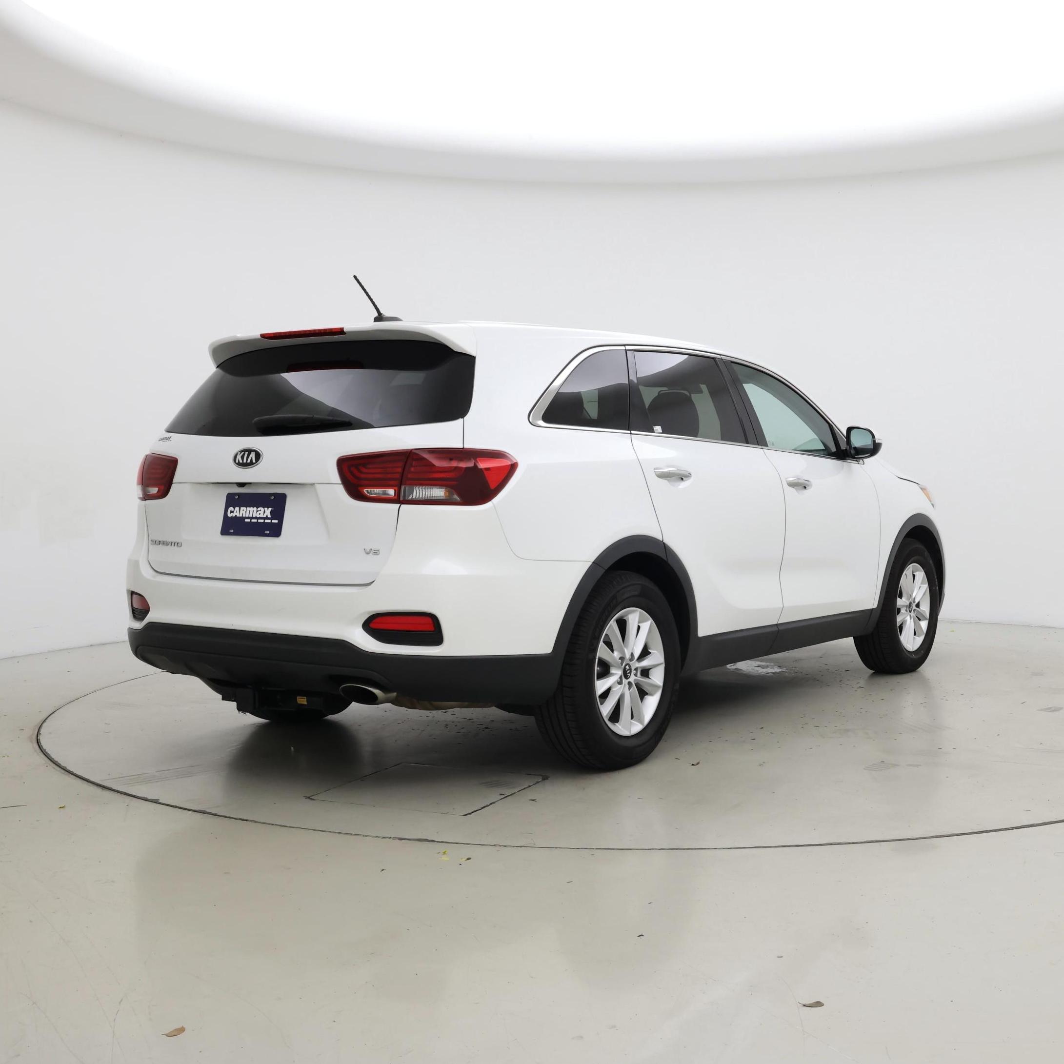 Thumbnail: 2020 Kia Sorento - 8