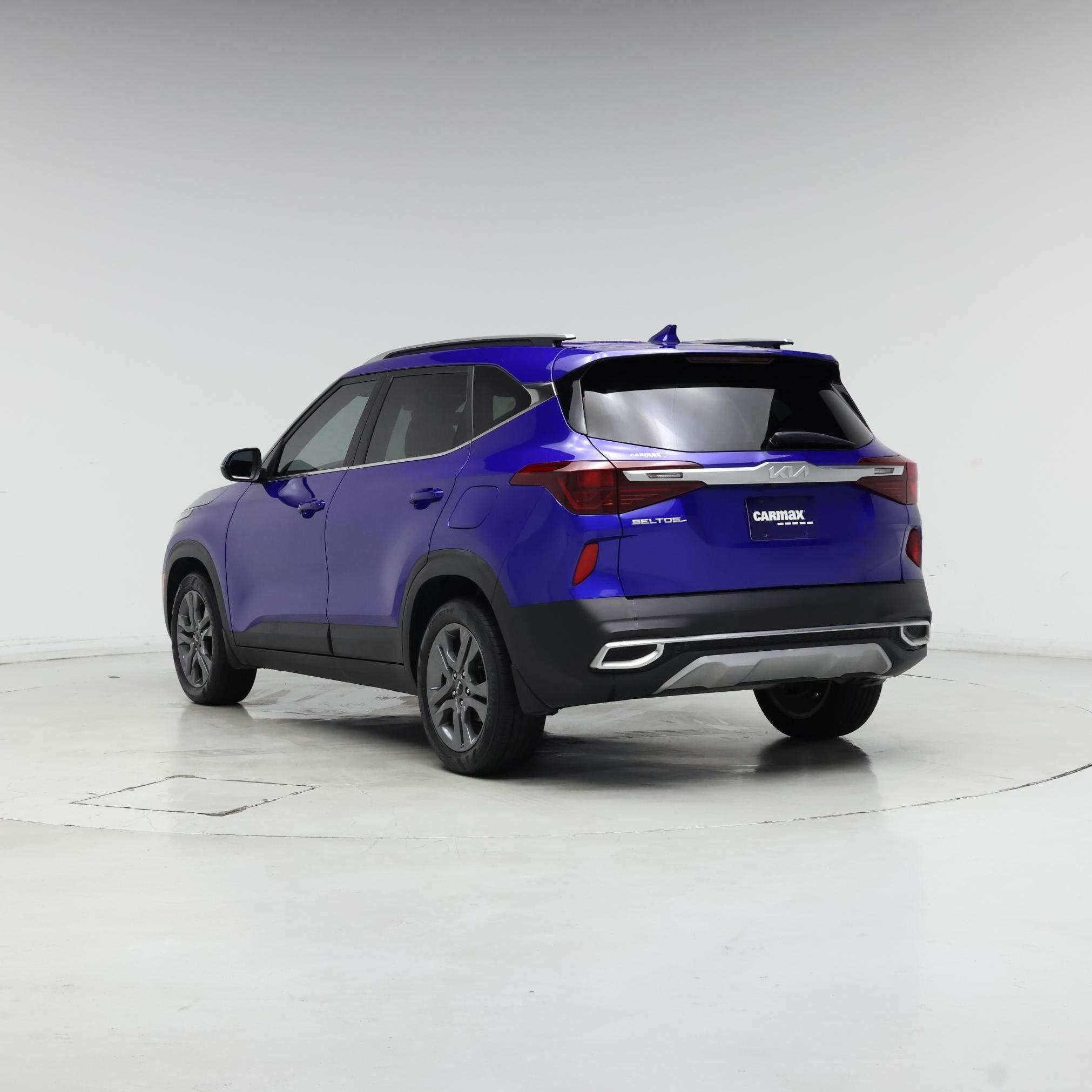 Thumbnail: 2023 Kia Seltos - 2