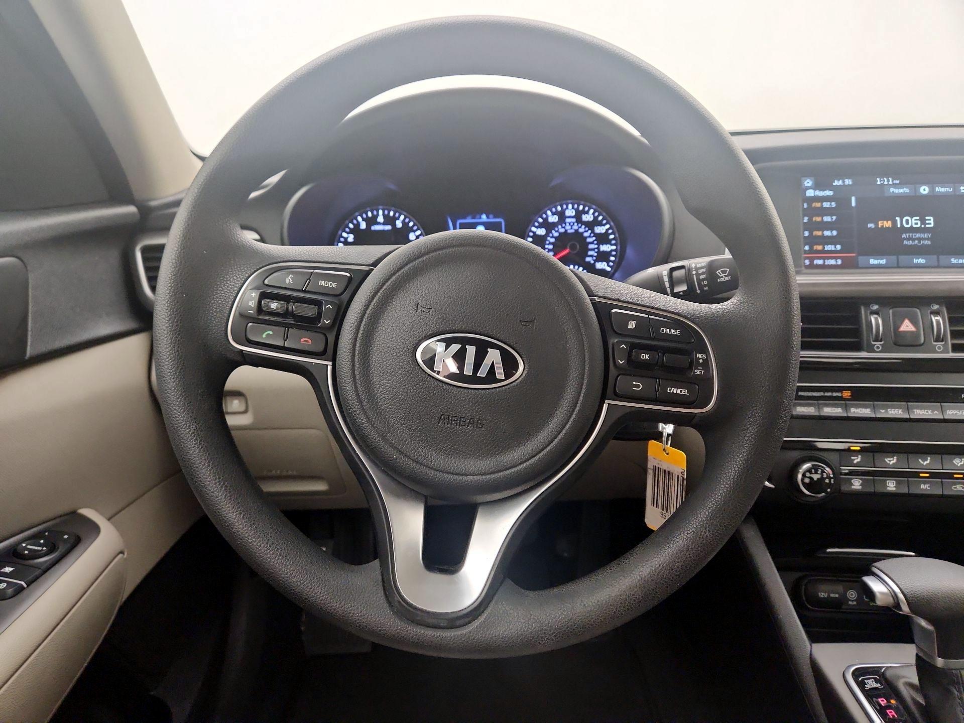 Thumbnail: 2018 Kia Optima - 10