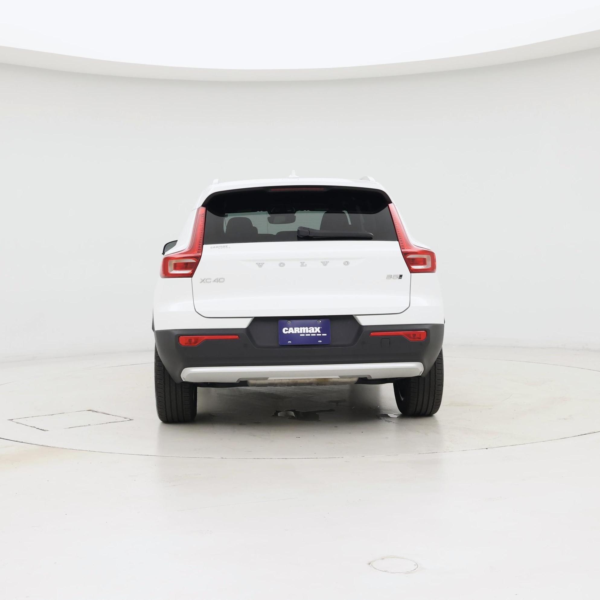 Thumbnail: 2025 Volvo XC40 - 6