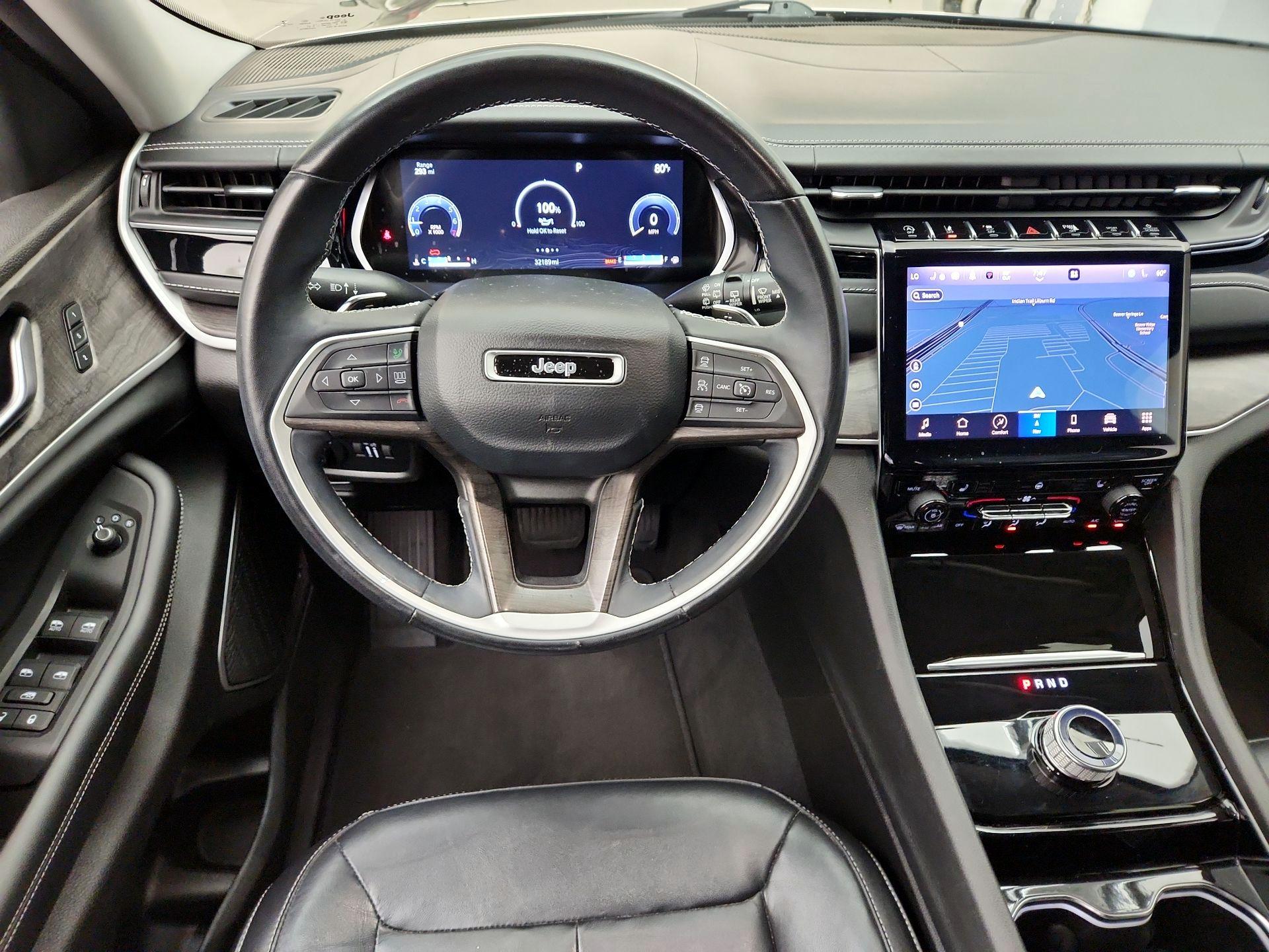 Thumbnail: 2022 Jeep Grand Cherokee - 10