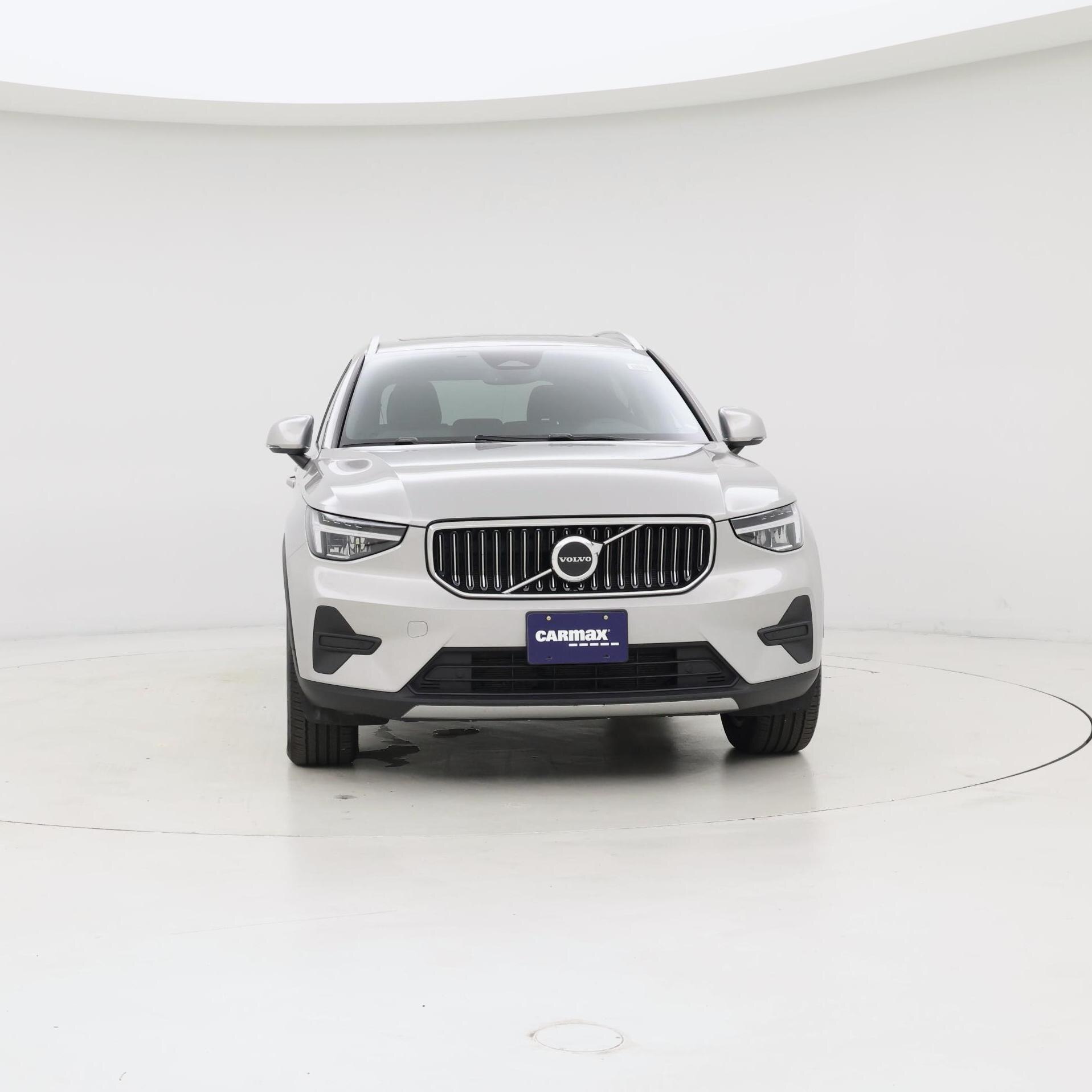Thumbnail: 2025 Volvo XC40 - 5