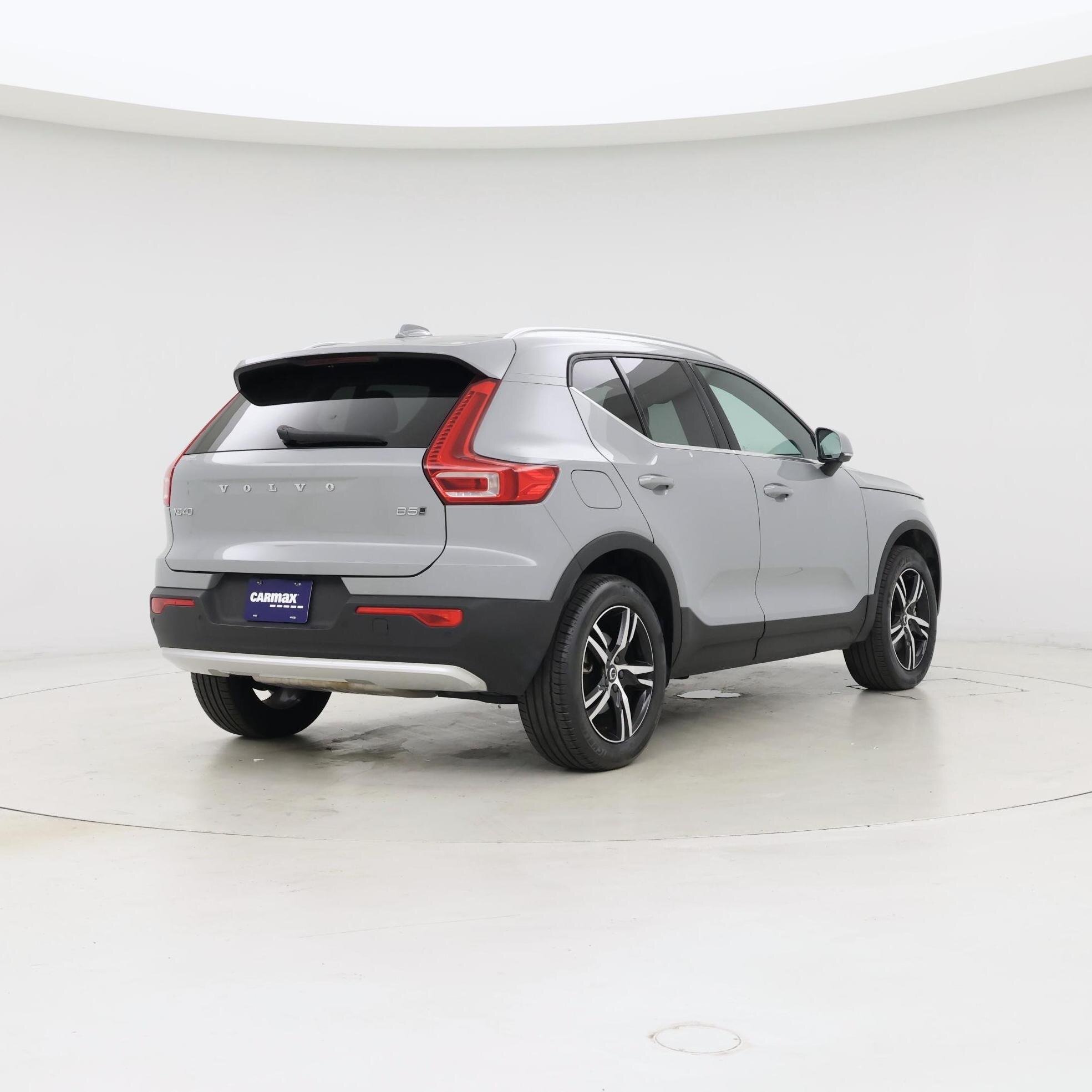 Thumbnail: 2025 Volvo XC40 - 8
