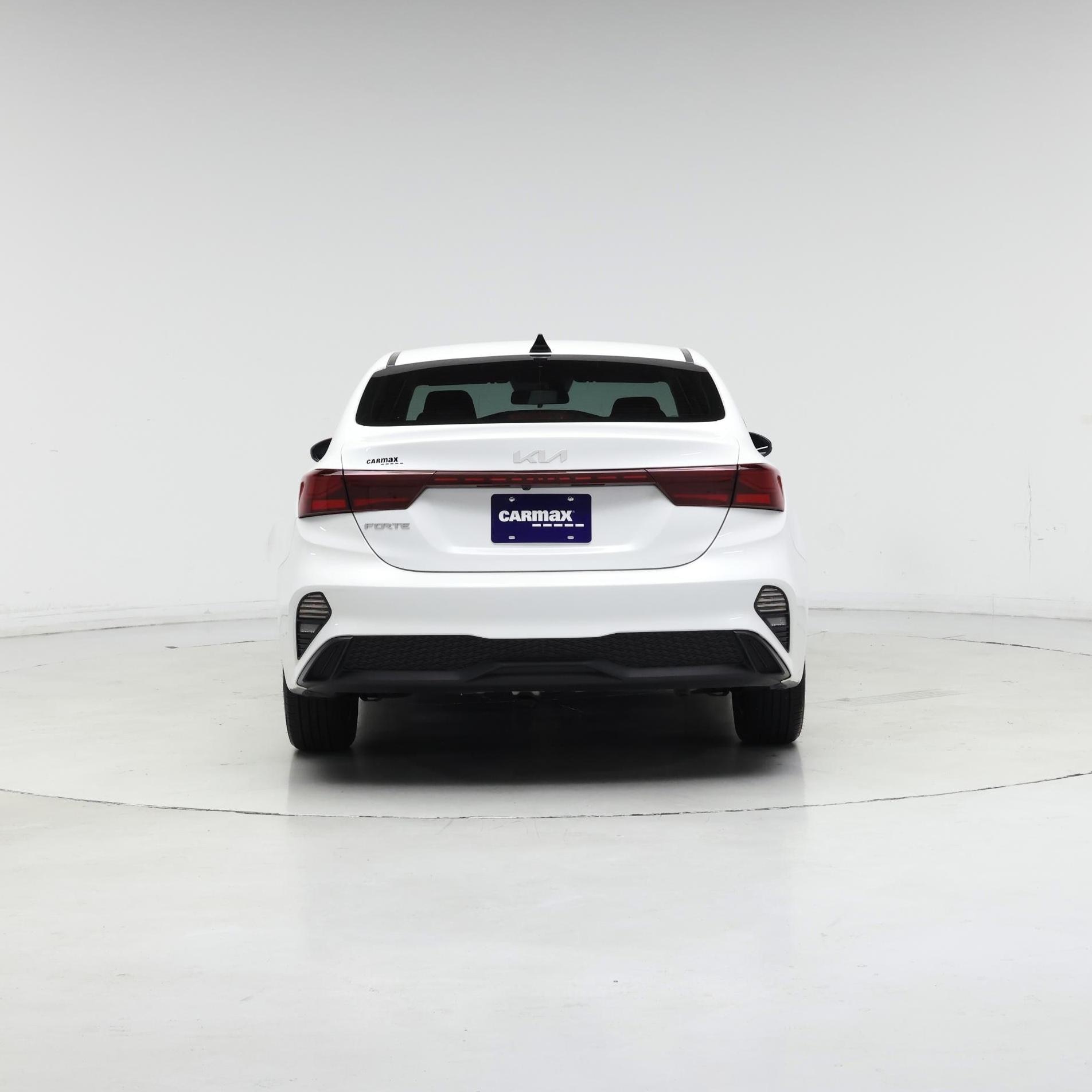 Thumbnail: 2023 Kia Forte - 6