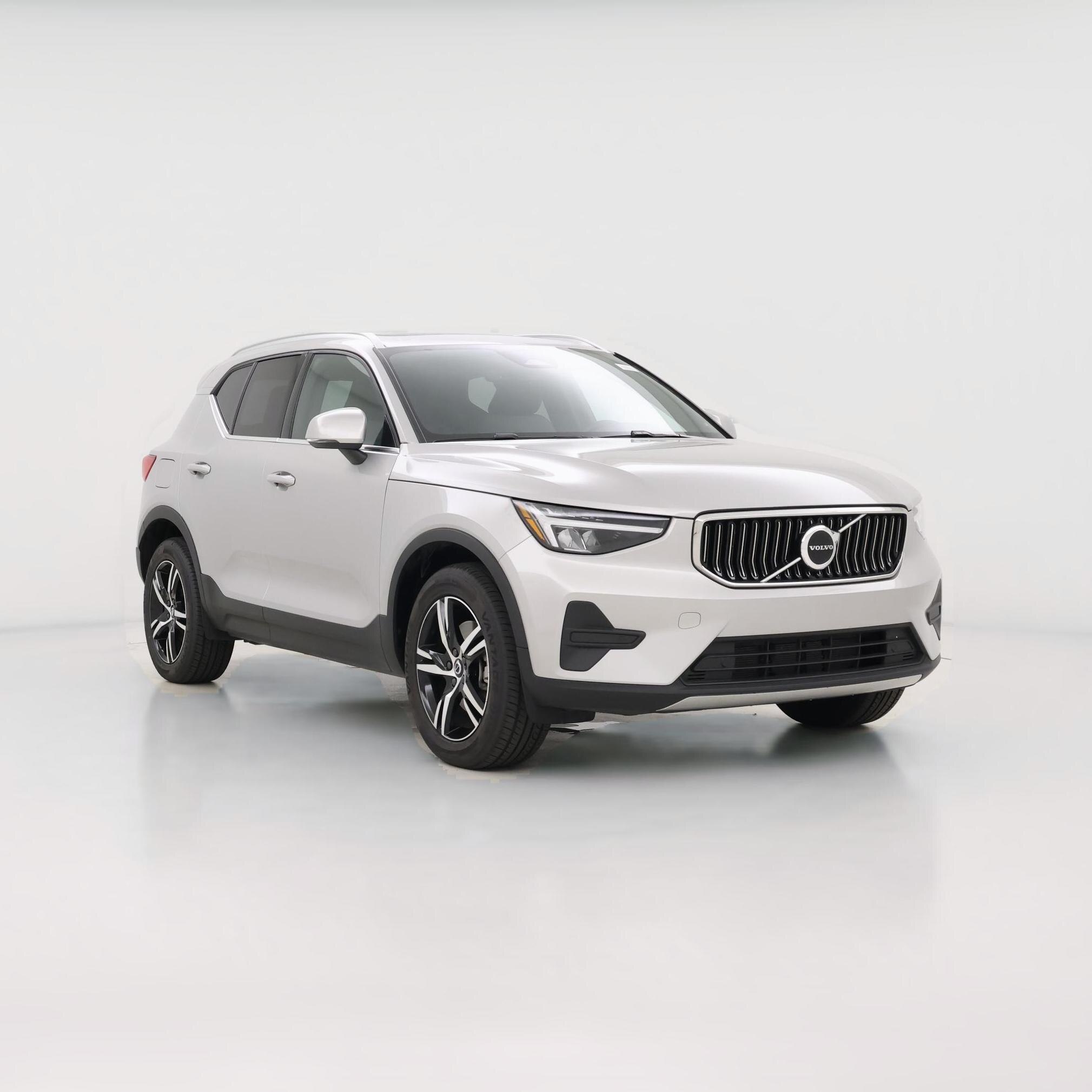 Thumbnail: 2025 Volvo XC40 - 1