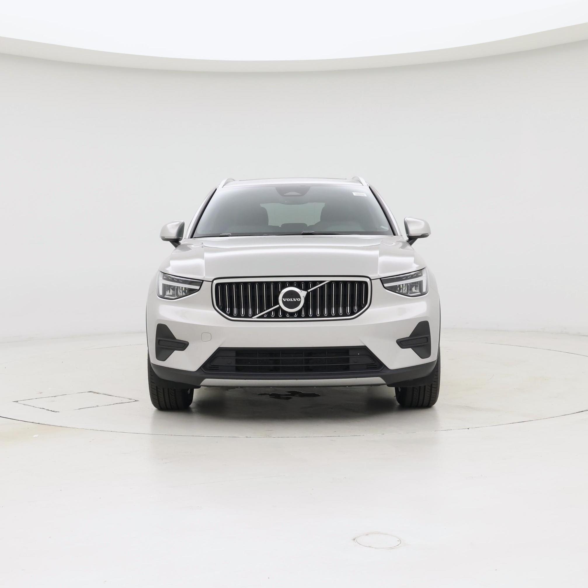 Thumbnail: 2025 Volvo XC40 - 5