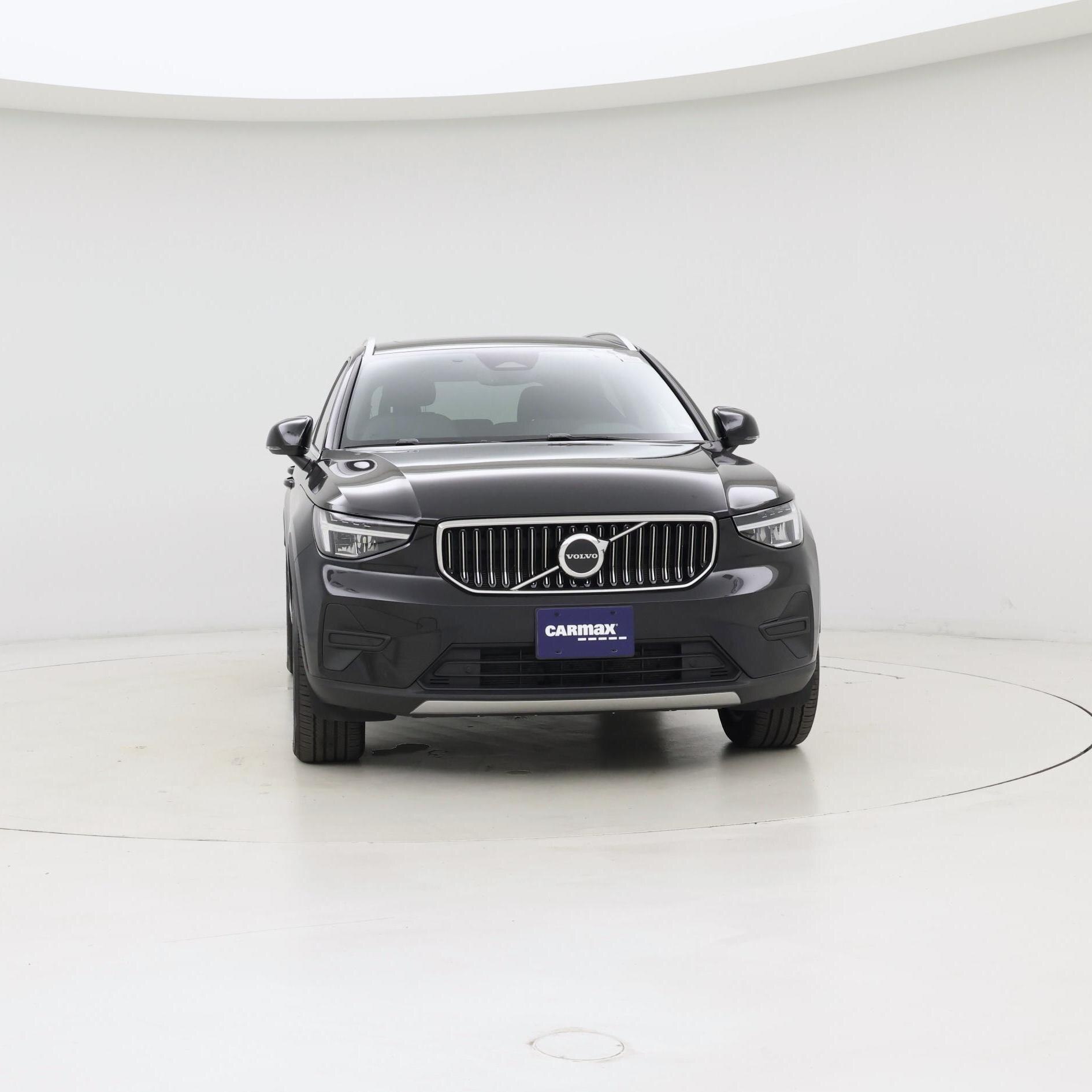 Thumbnail: 2025 Volvo XC40 - 5