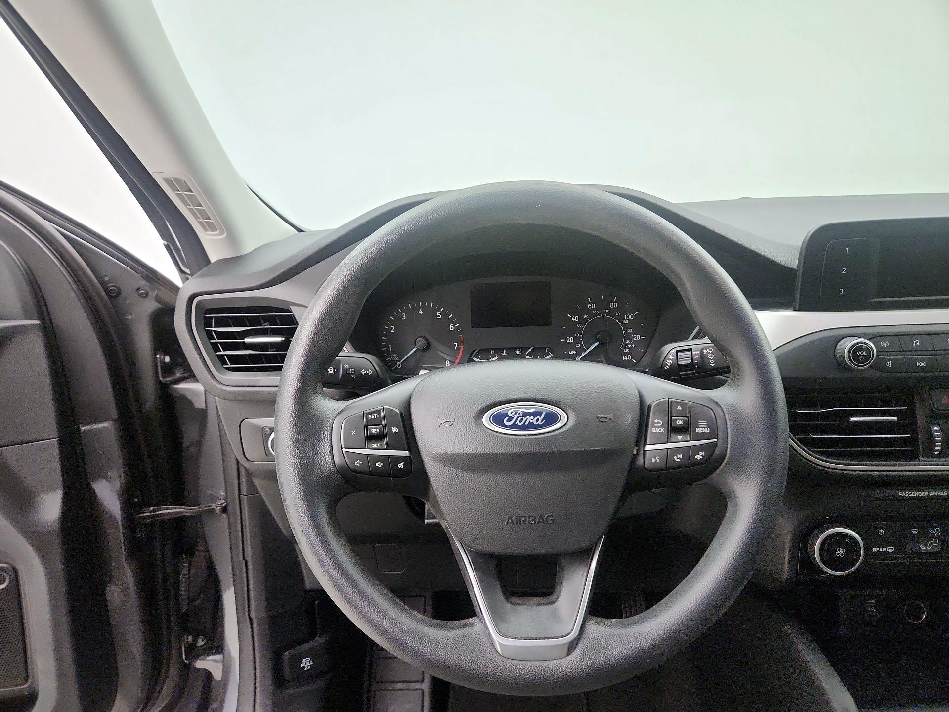 Thumbnail: 2022 Ford Escape - 10