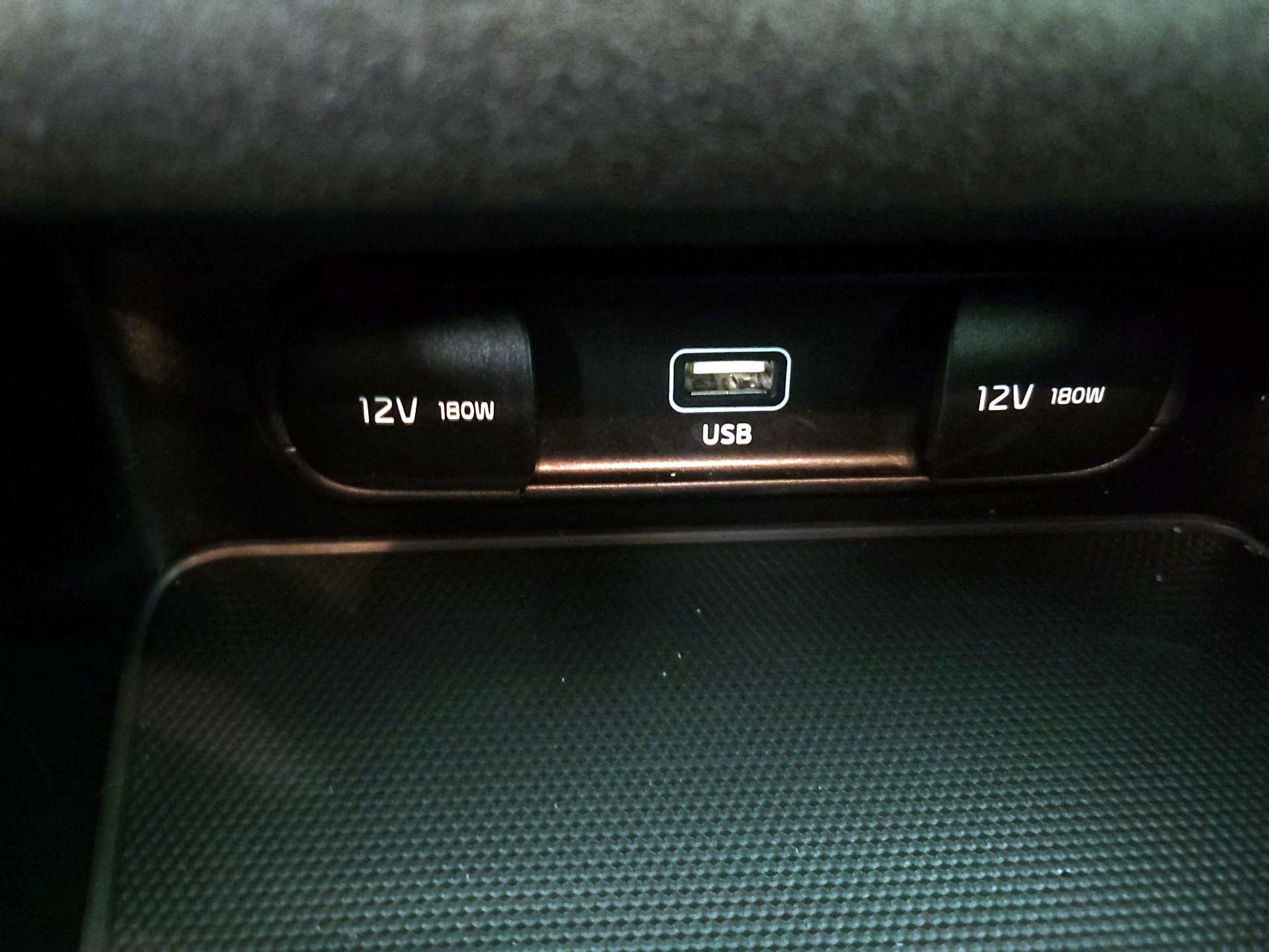 Thumbnail: 2023 Kia Forte - 18