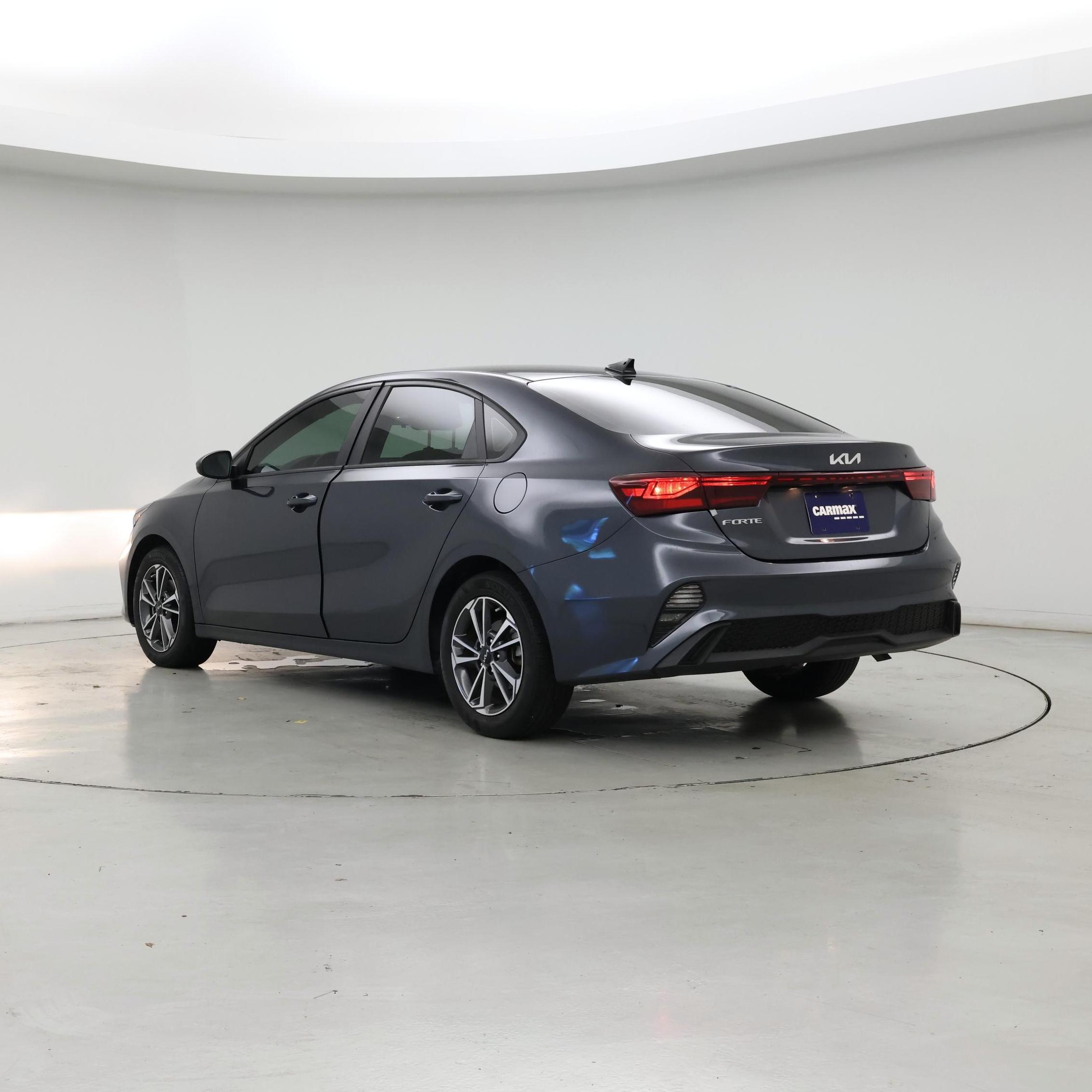 Thumbnail: 2023 Kia Forte - 2