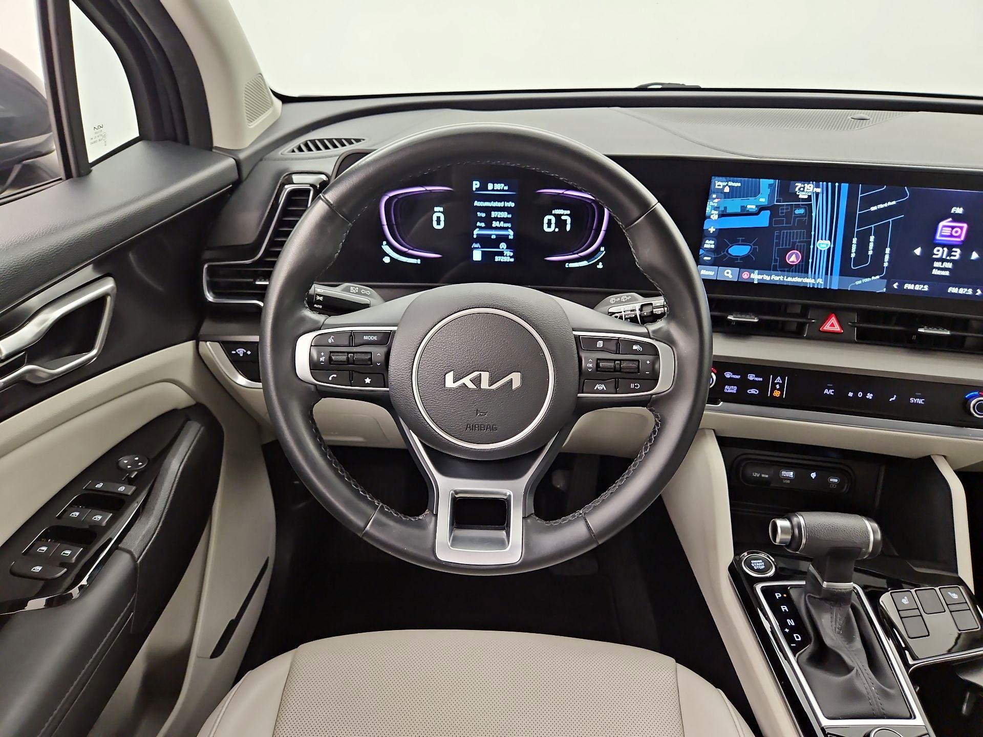 Thumbnail: 2023 Kia Sportage - 10