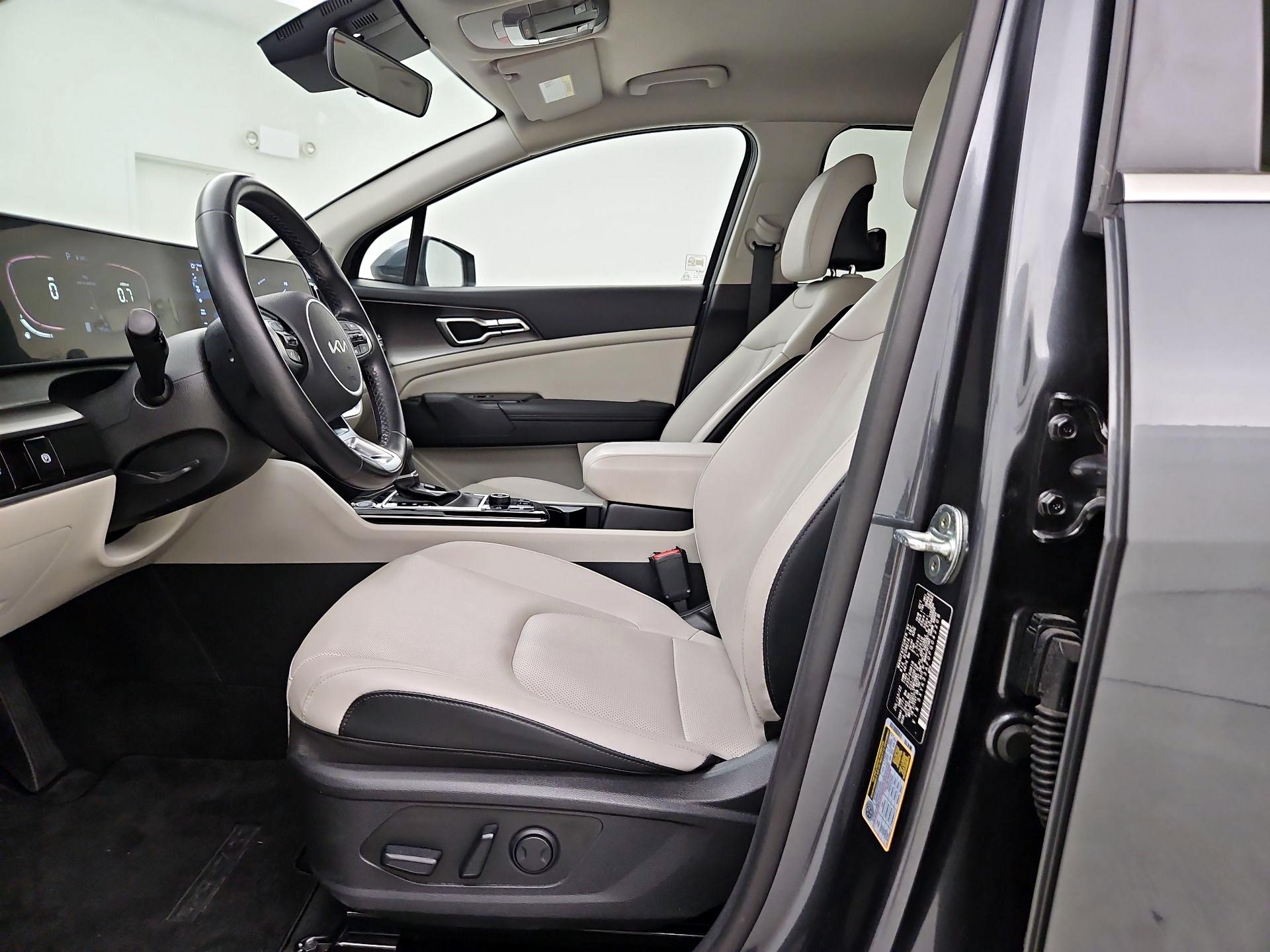 Thumbnail: 2023 Kia Sportage - 11