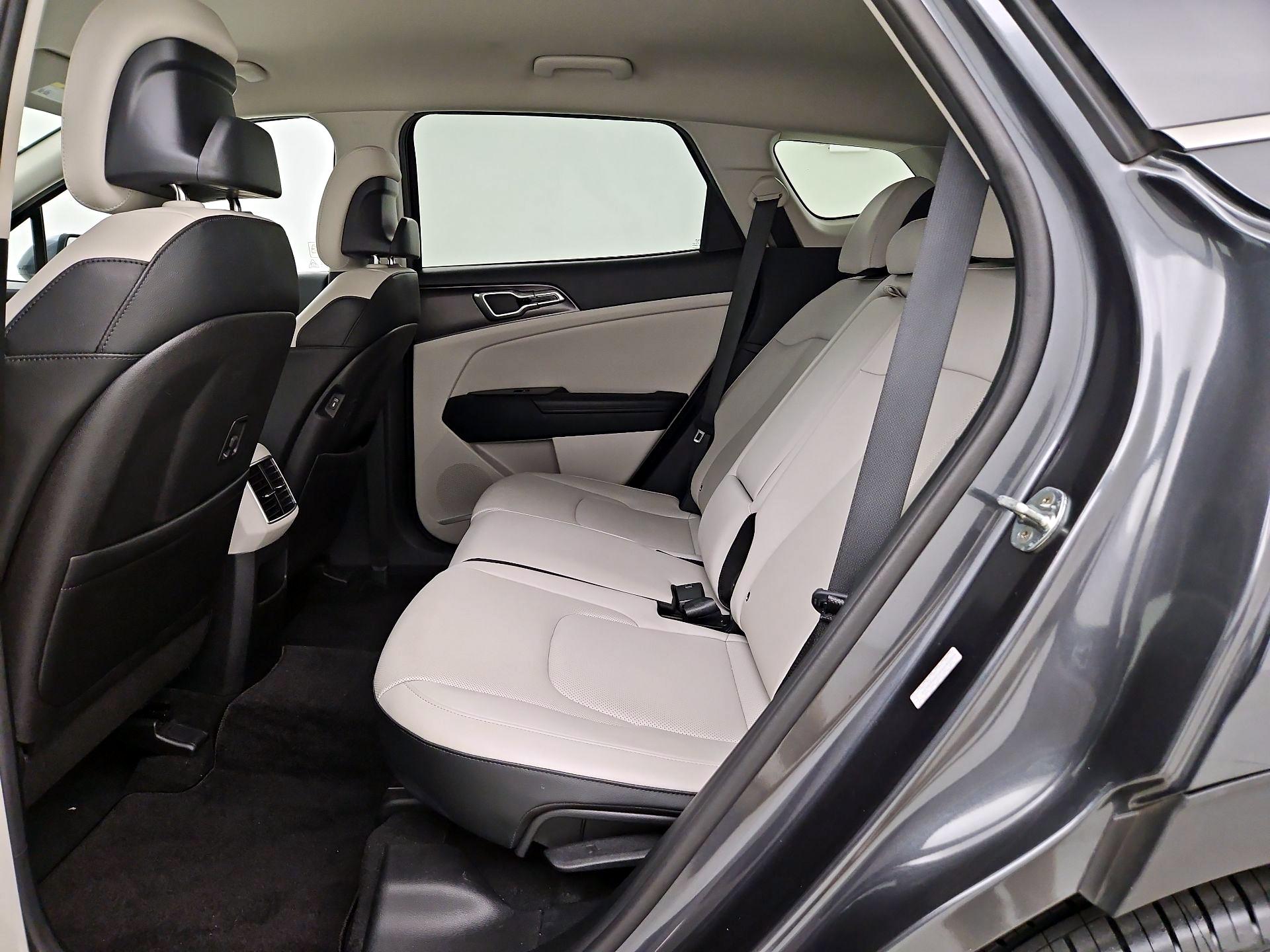 Thumbnail: 2023 Kia Sportage - 20