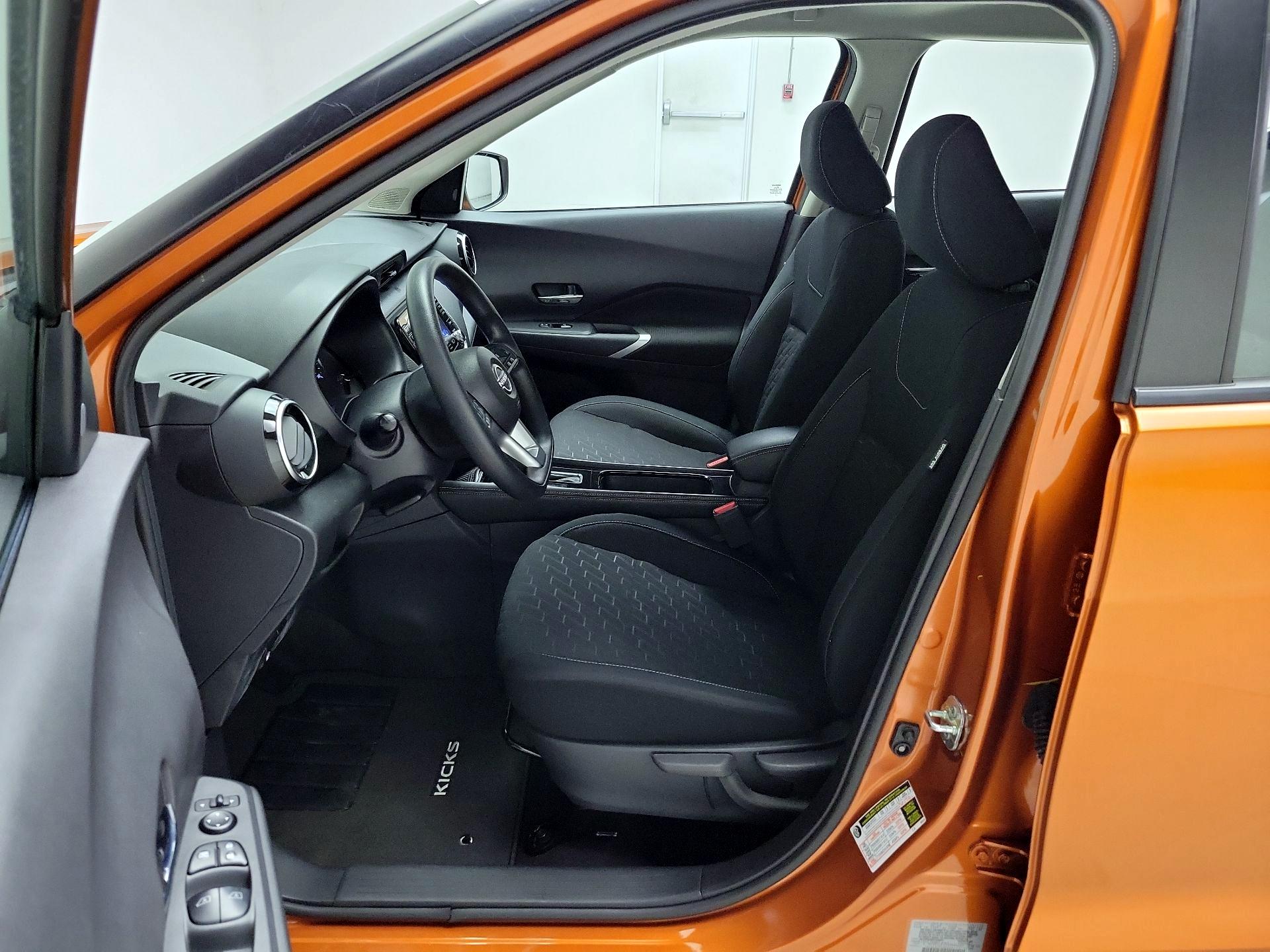 Thumbnail: 2023 Nissan Kicks - 11