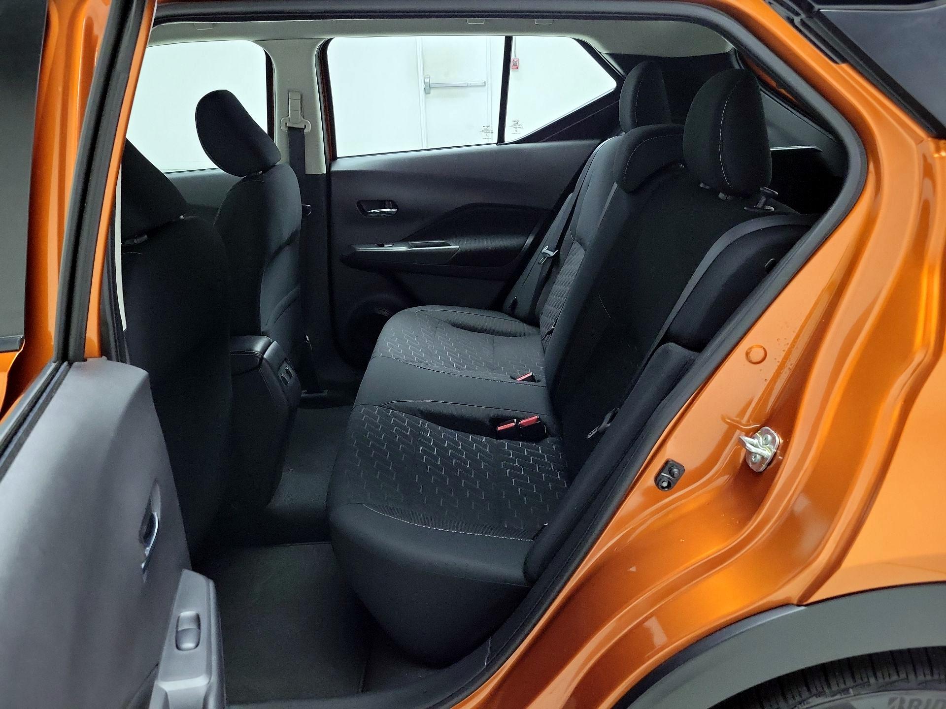 Thumbnail: 2023 Nissan Kicks - 18