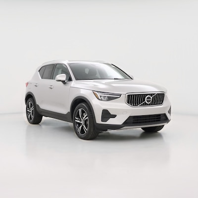 2025 Volvo XC40 B5 Core Bright Theme