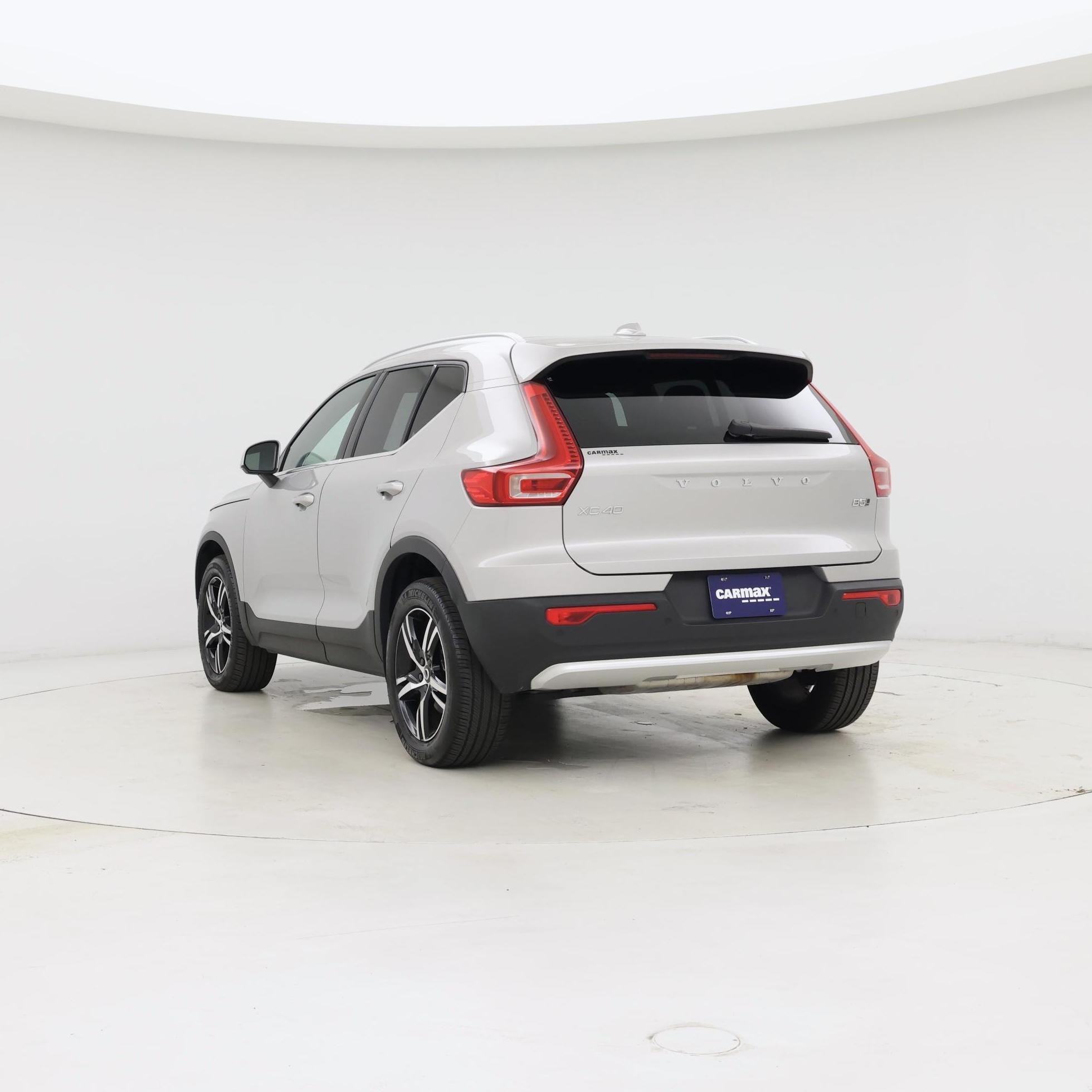 Thumbnail: 2025 Volvo XC40 - 2