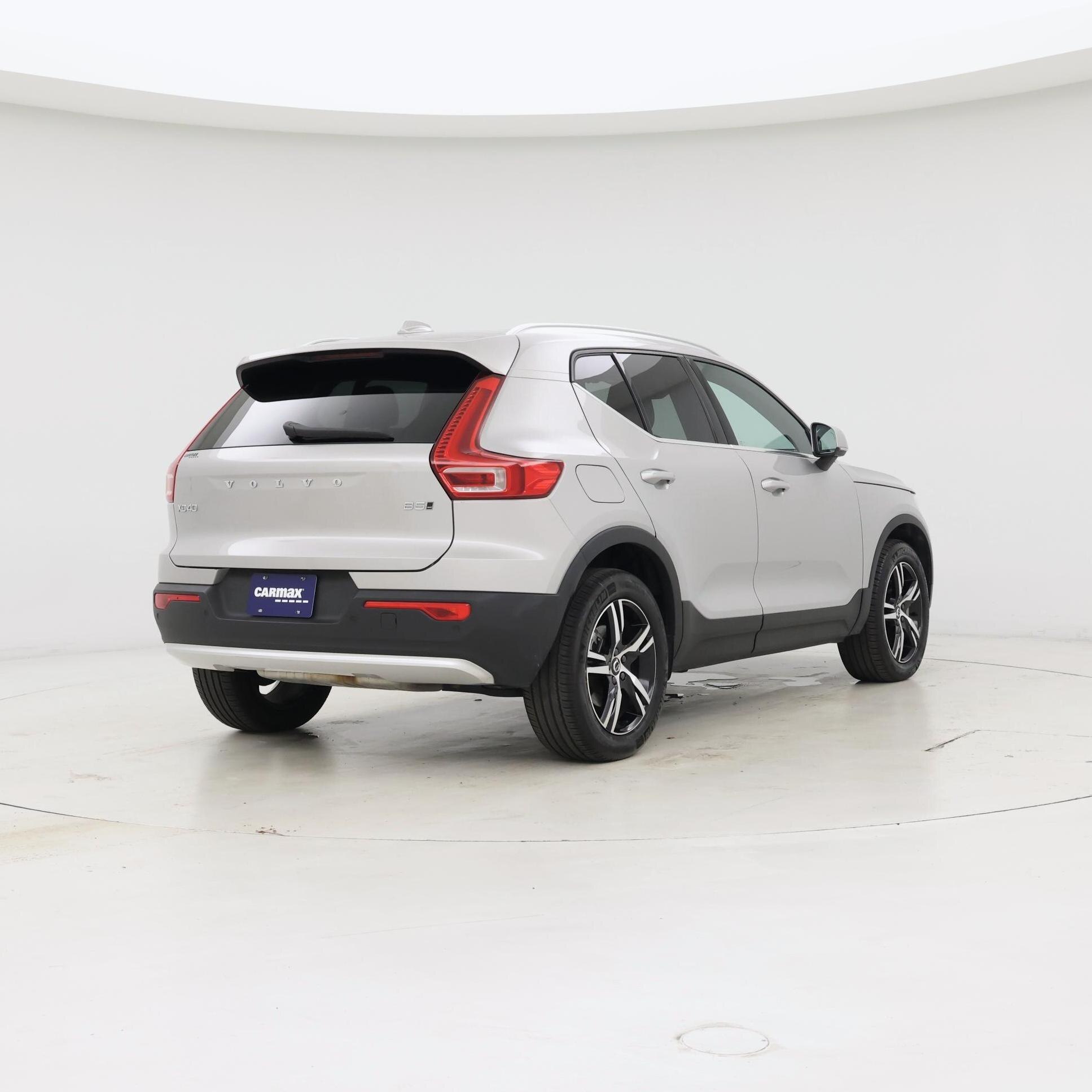 Thumbnail: 2025 Volvo XC40 - 8