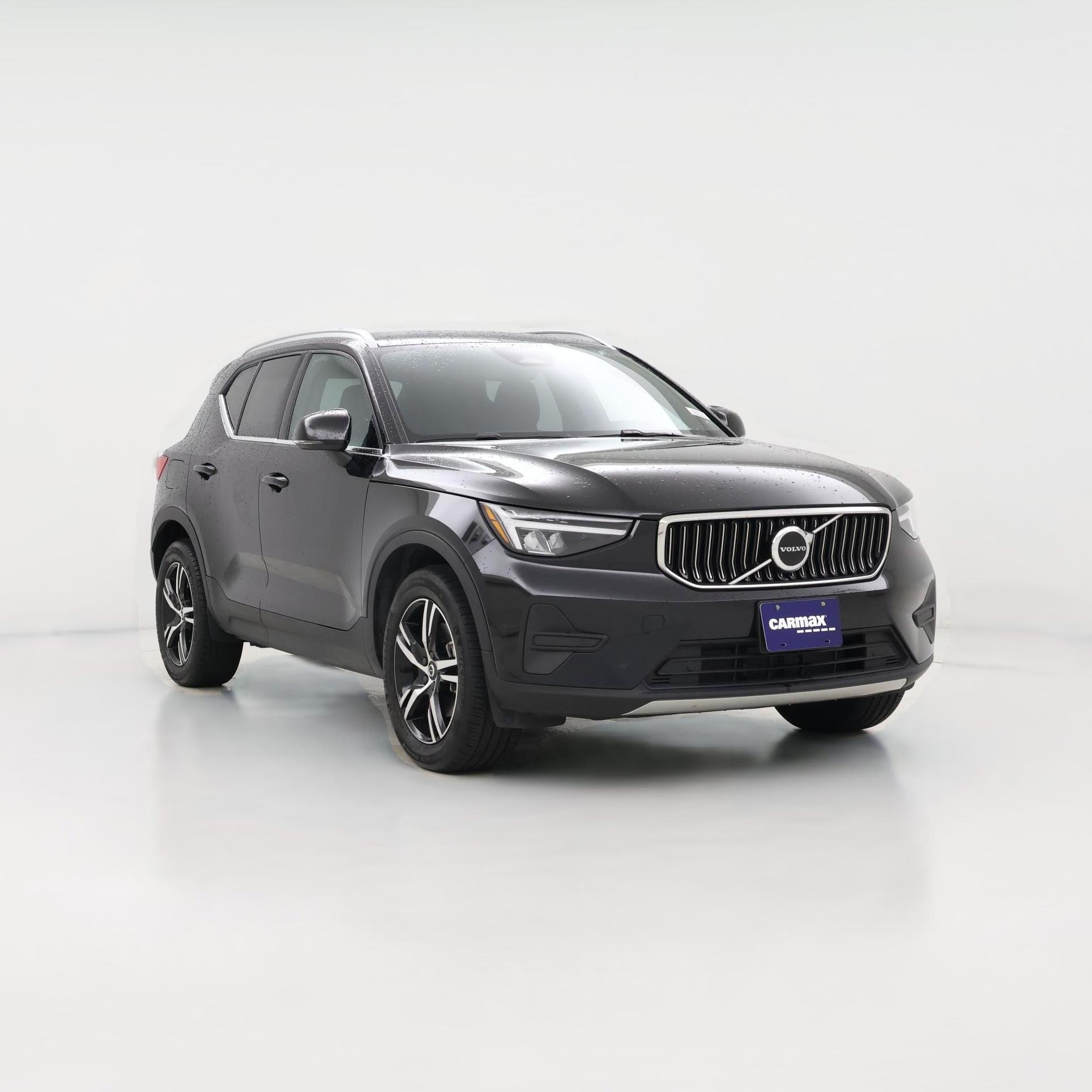 Thumbnail: 2025 Volvo XC40 - 1