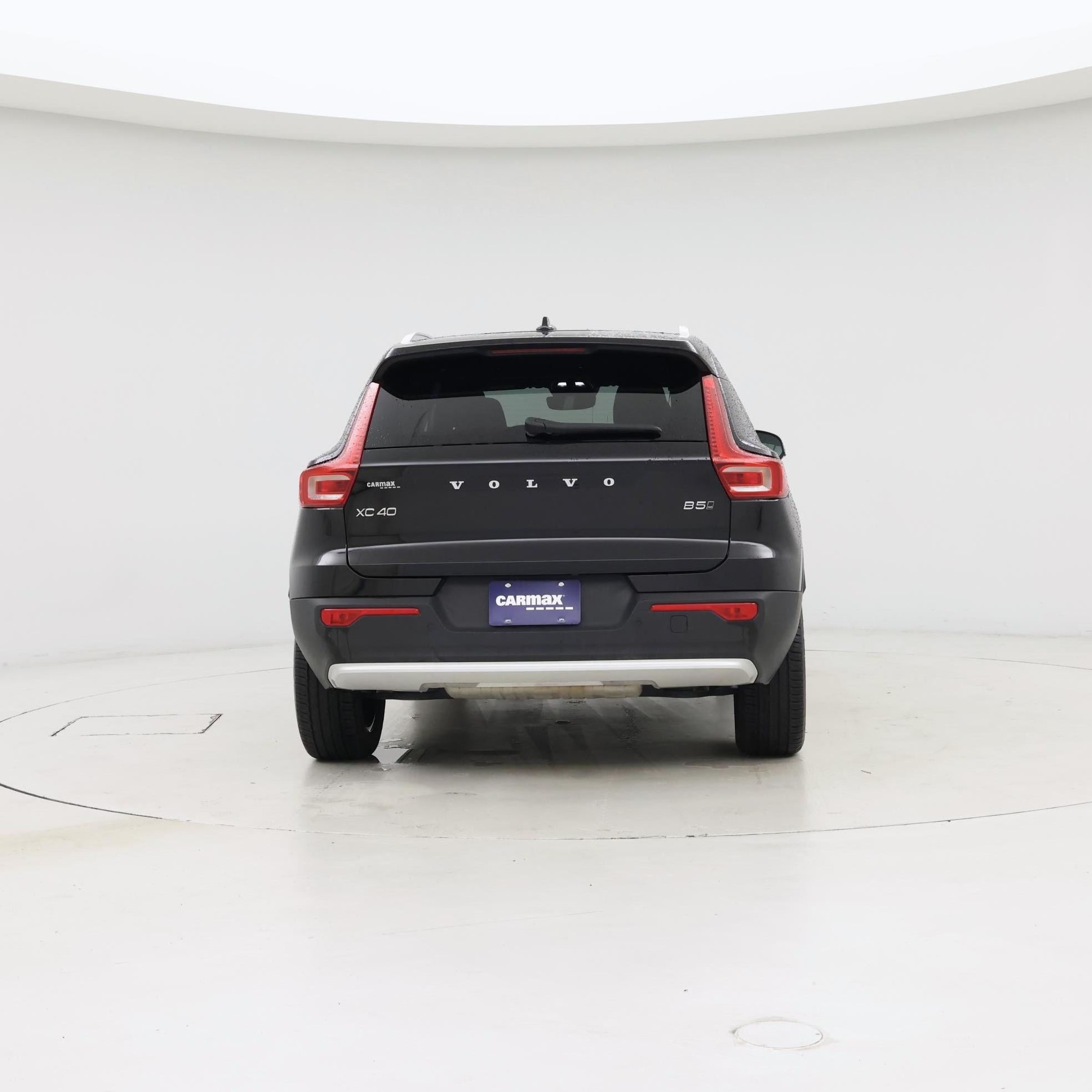 Thumbnail: 2025 Volvo XC40 - 6