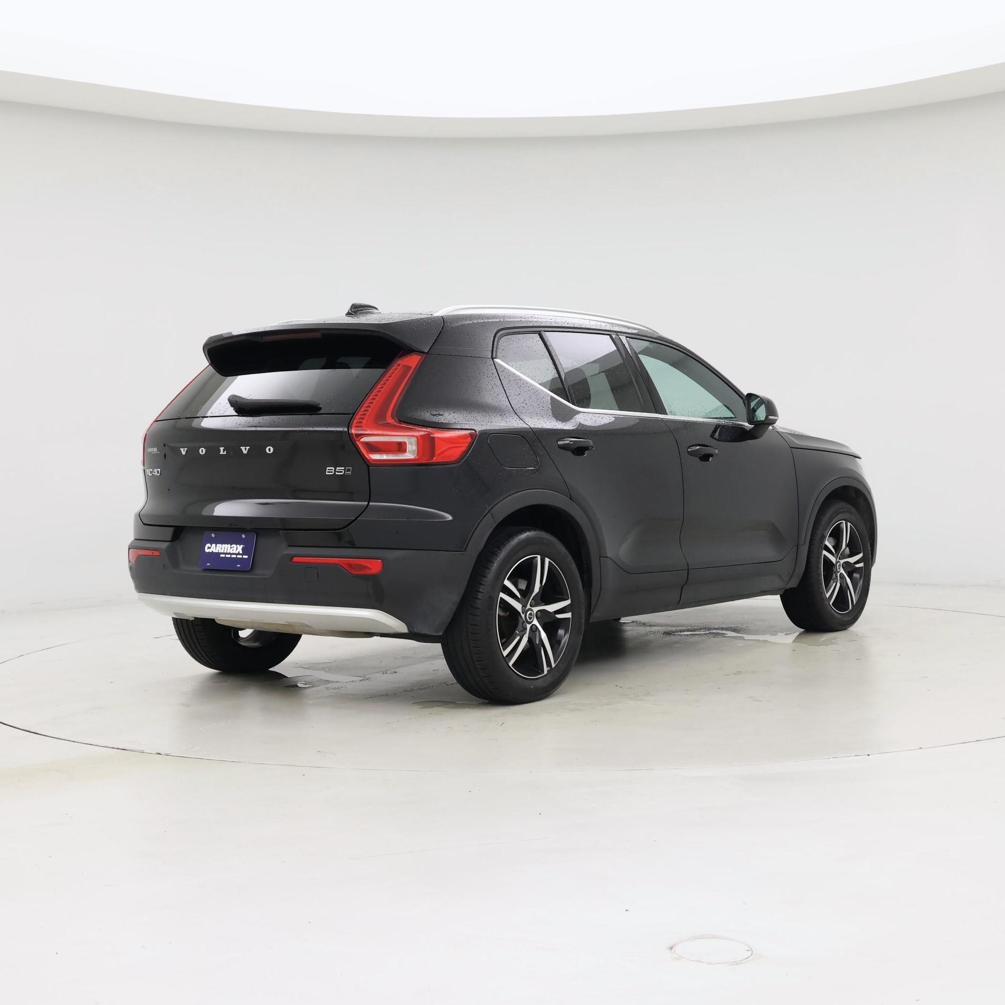 Thumbnail: 2025 Volvo XC40 - 8