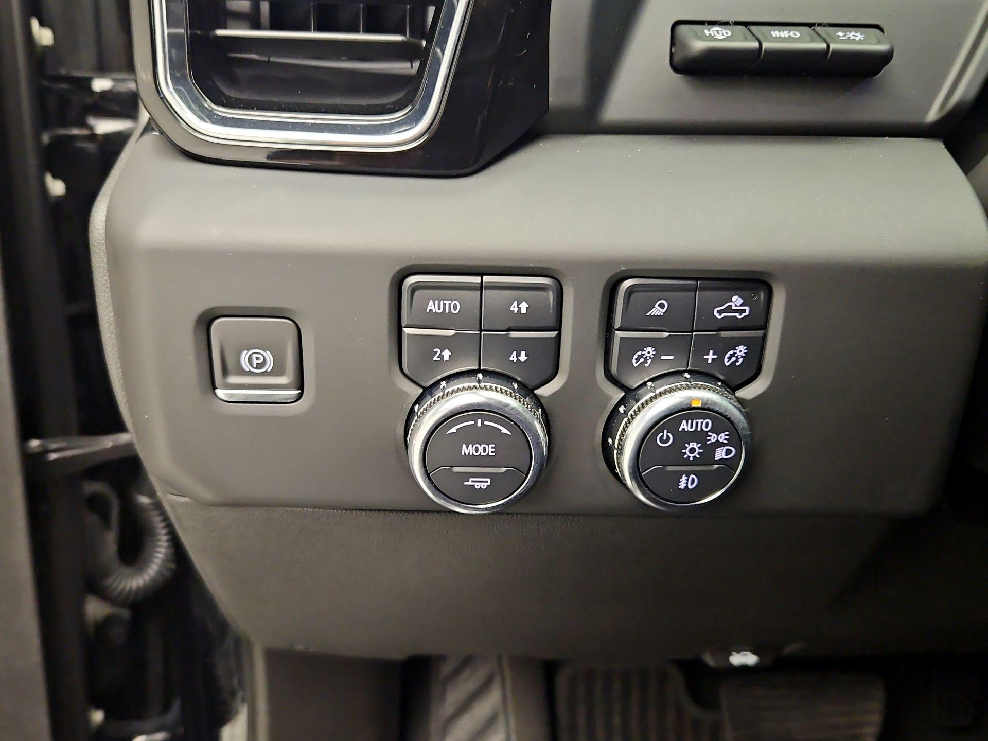 Thumbnail: 2023 GMC Sierra 1500 - 13
