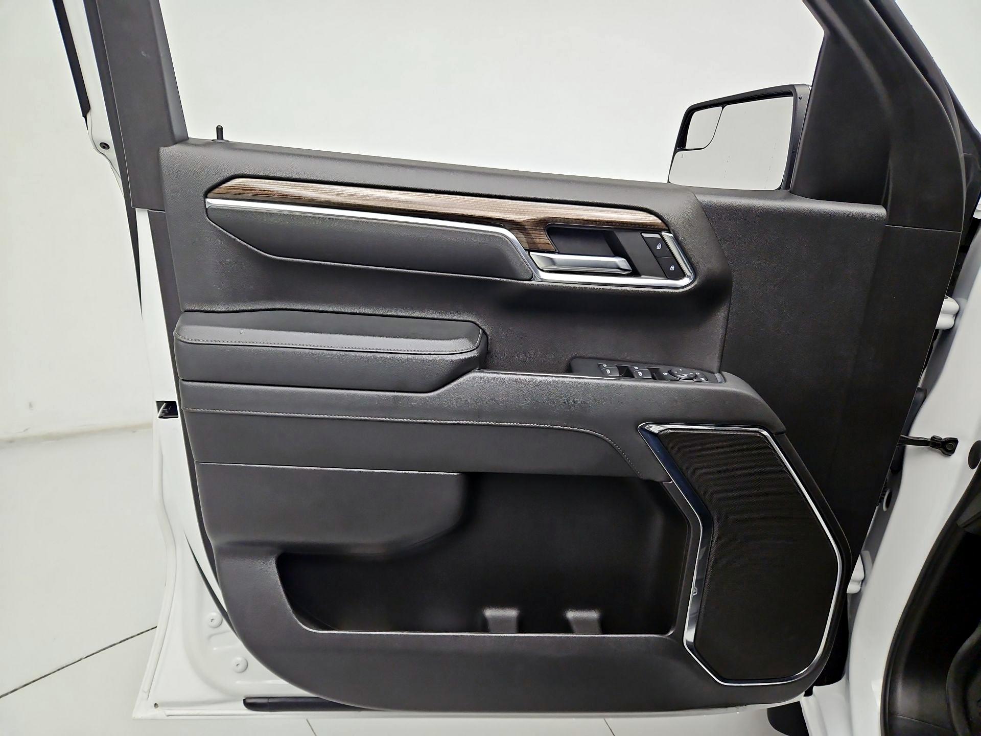 Thumbnail: 2023 Chevrolet Silverado 1500 - 12