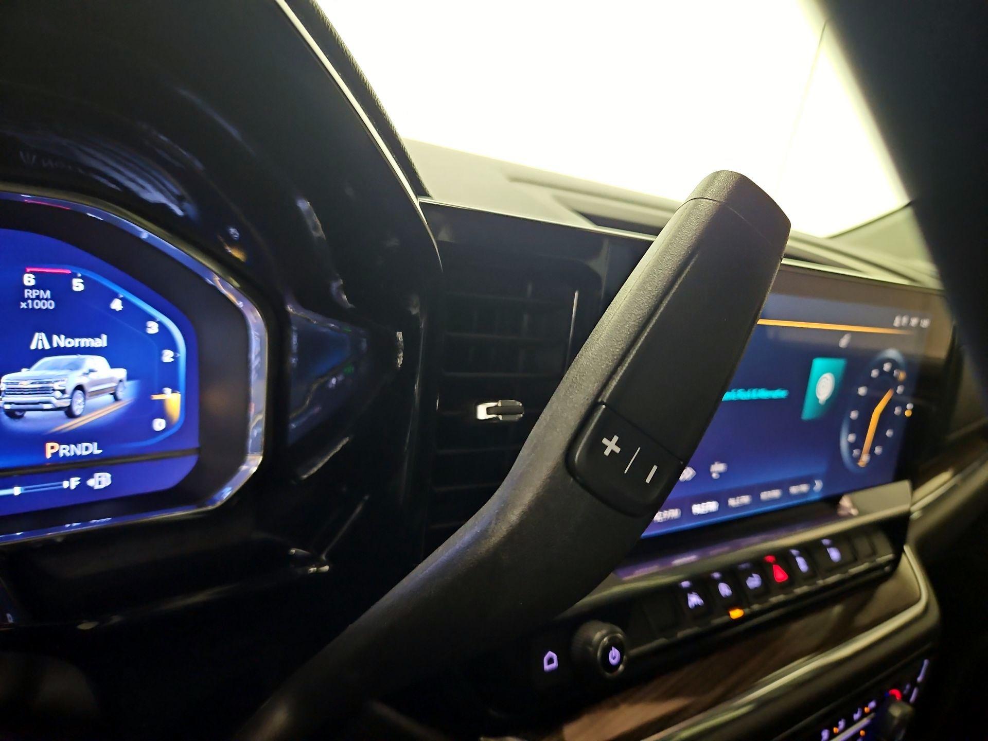 Thumbnail: 2023 Chevrolet Silverado 1500 - 16