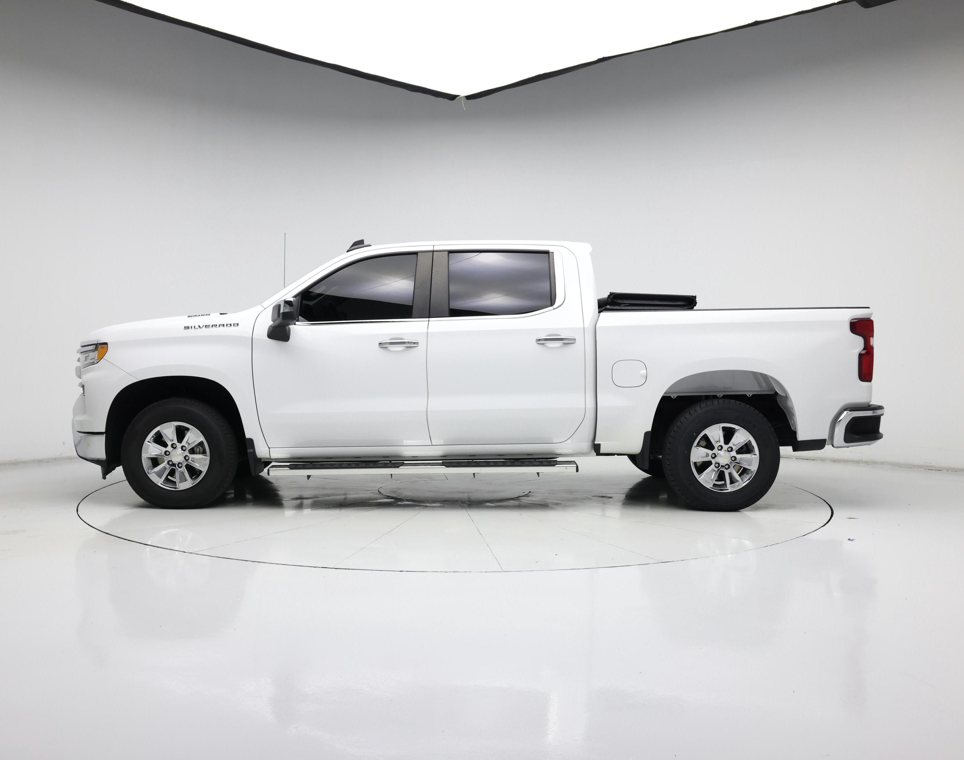 Thumbnail: 2023 Chevrolet Silverado 1500 - 3