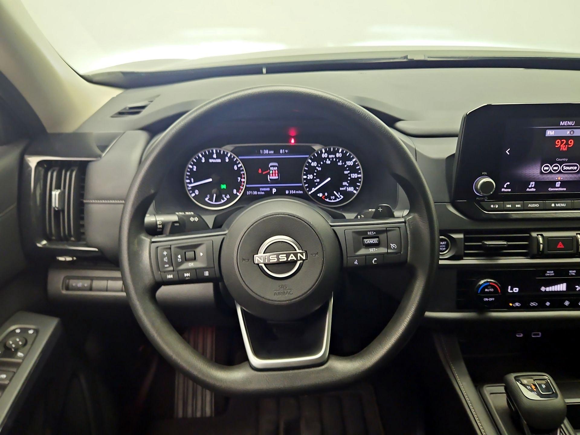 Thumbnail: 2024 Nissan Pathfinder - 10