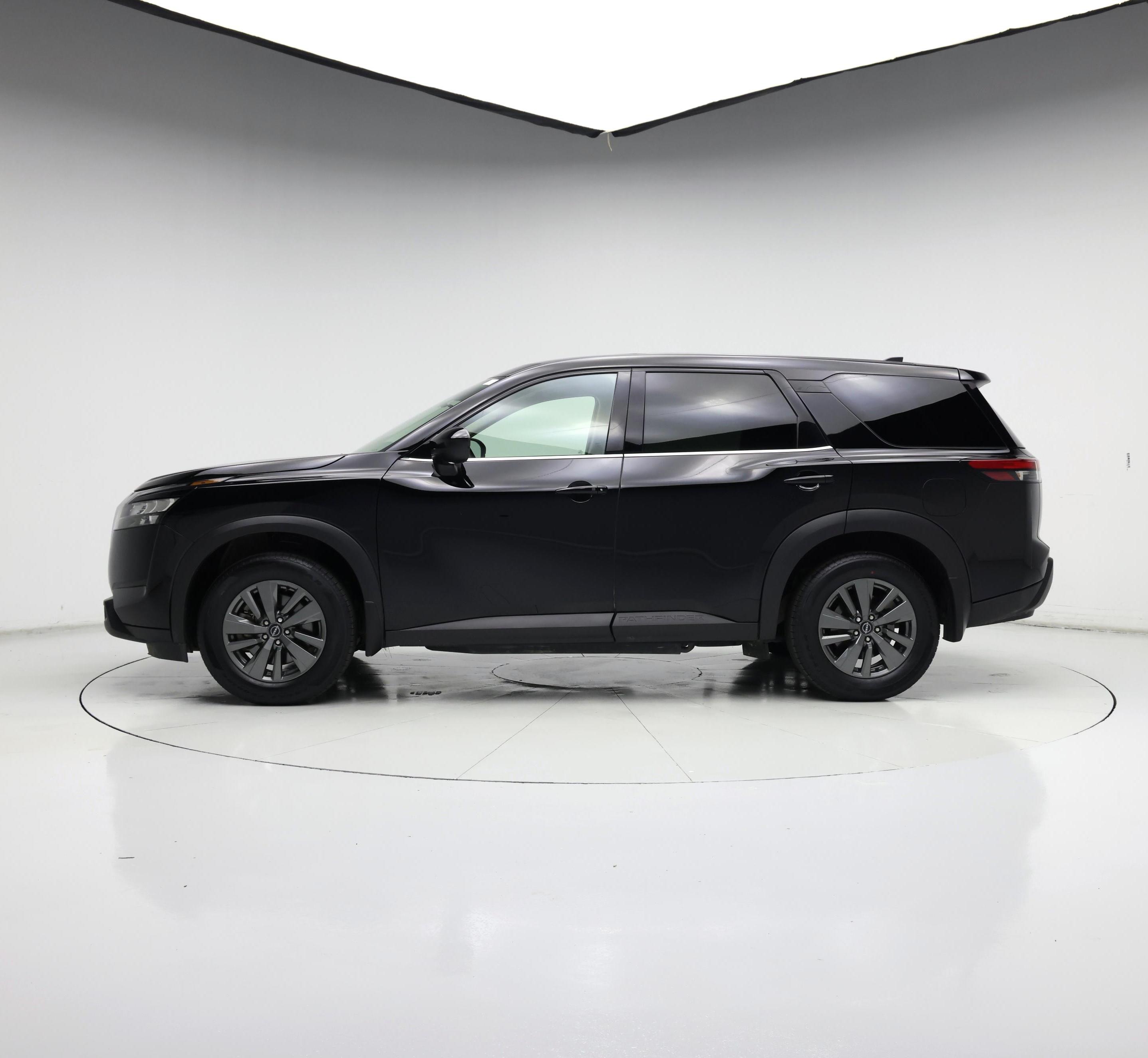 Thumbnail: 2024 Nissan Pathfinder - 3