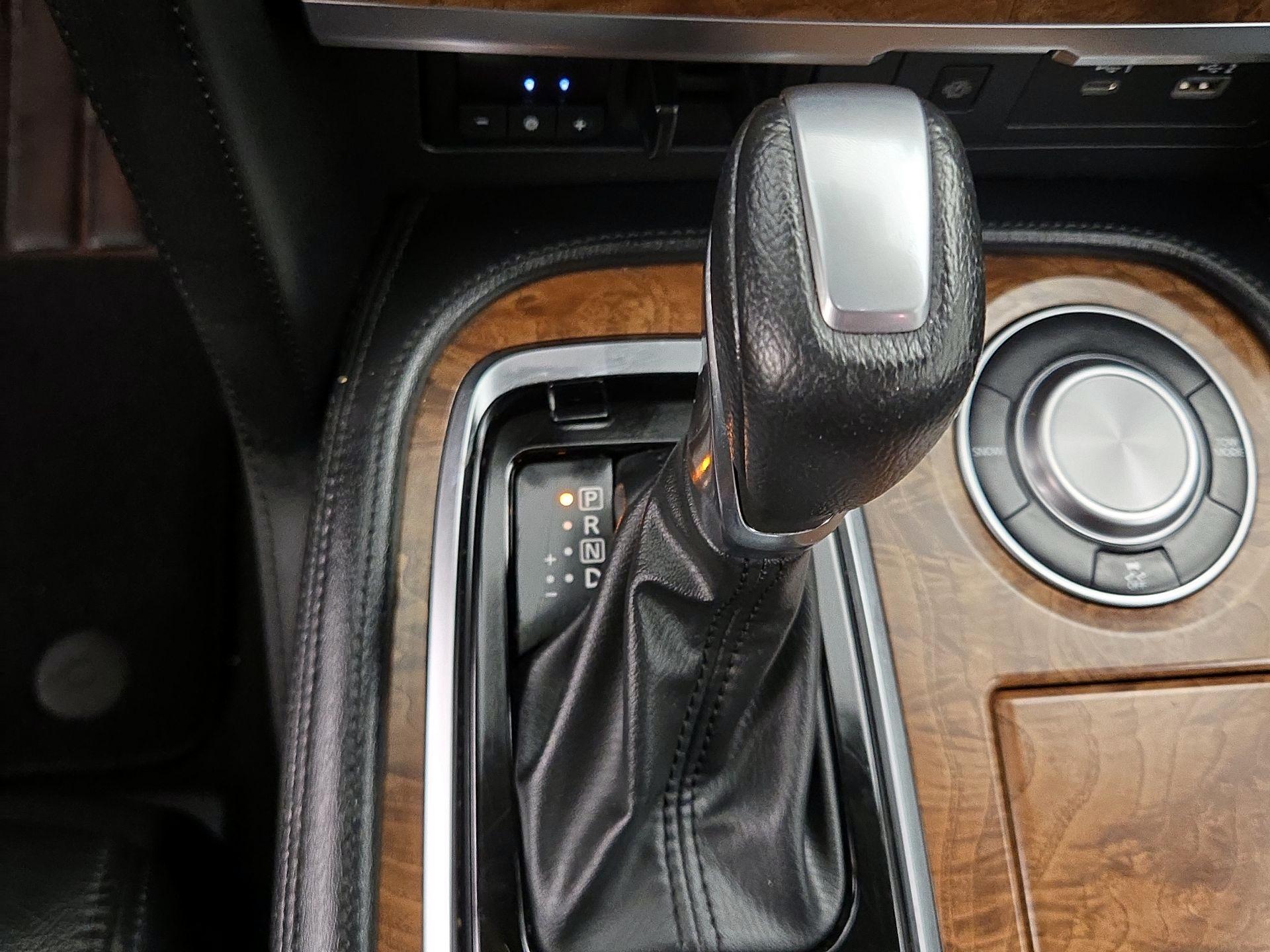 Thumbnail: 2023 Nissan Armada - 18