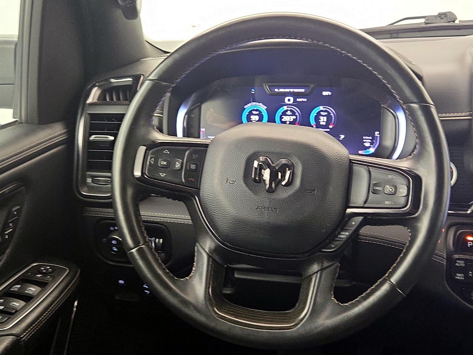 Thumbnail: 2023 RAM 1500 - 10