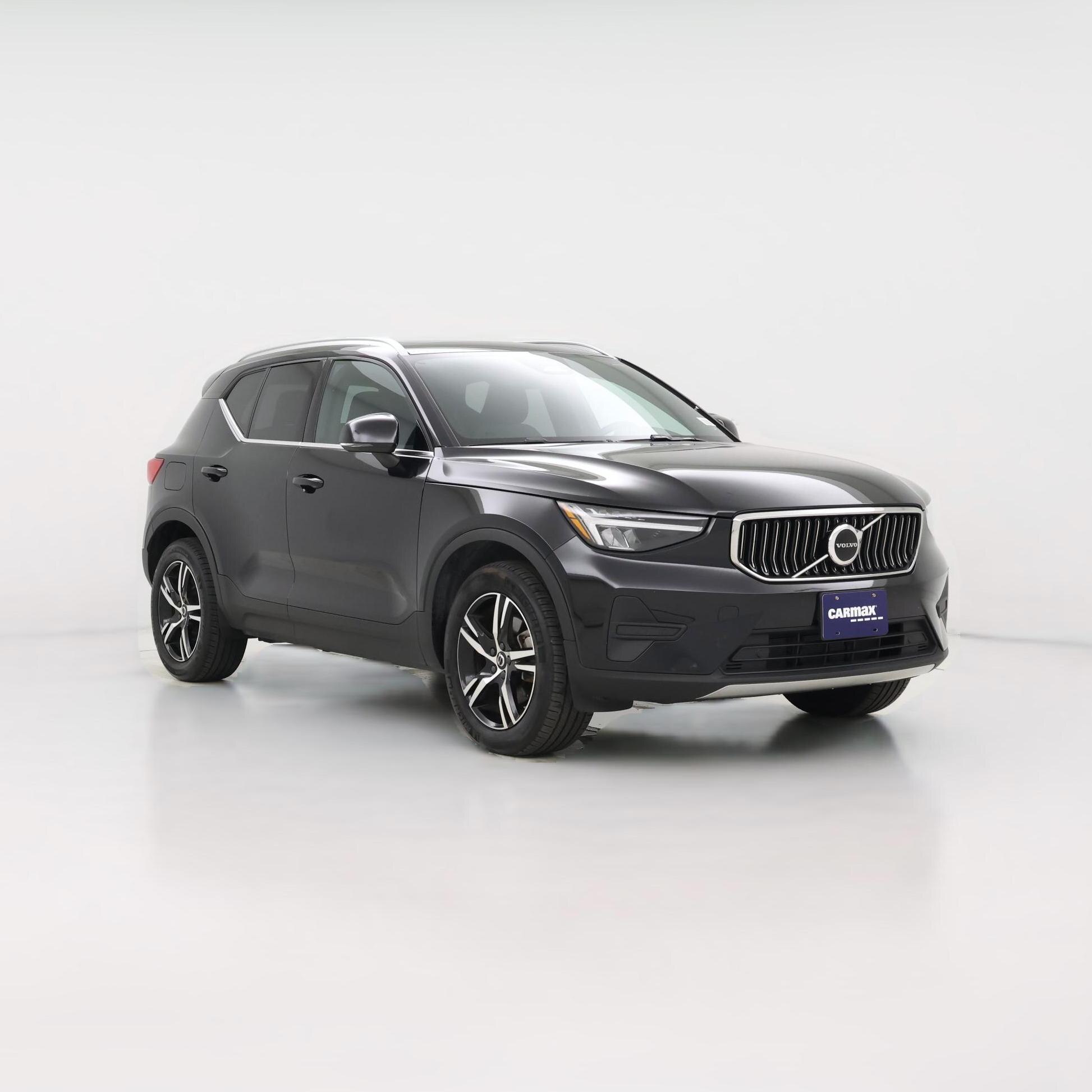 Thumbnail: 2025 Volvo XC40 - 1